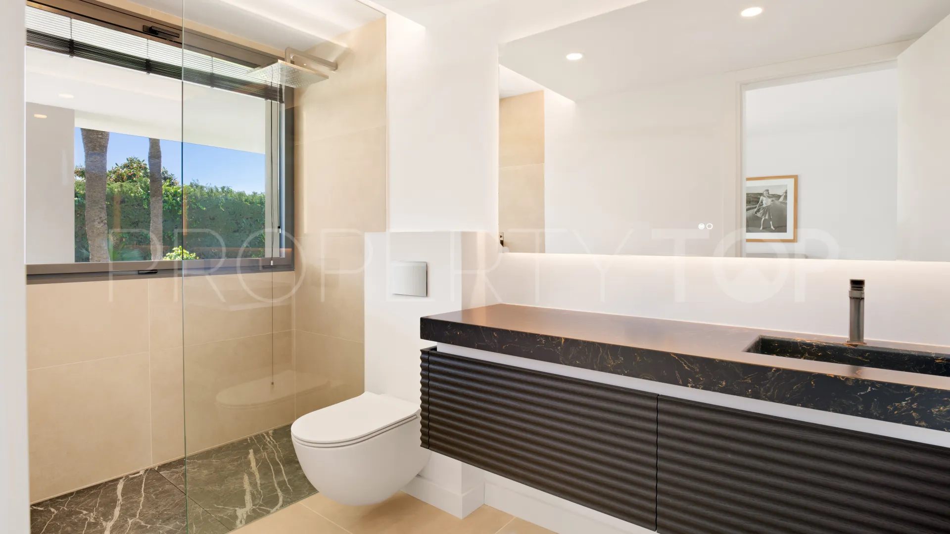 Villa en venta en Rocio de Nagüeles de 5 dormitorios