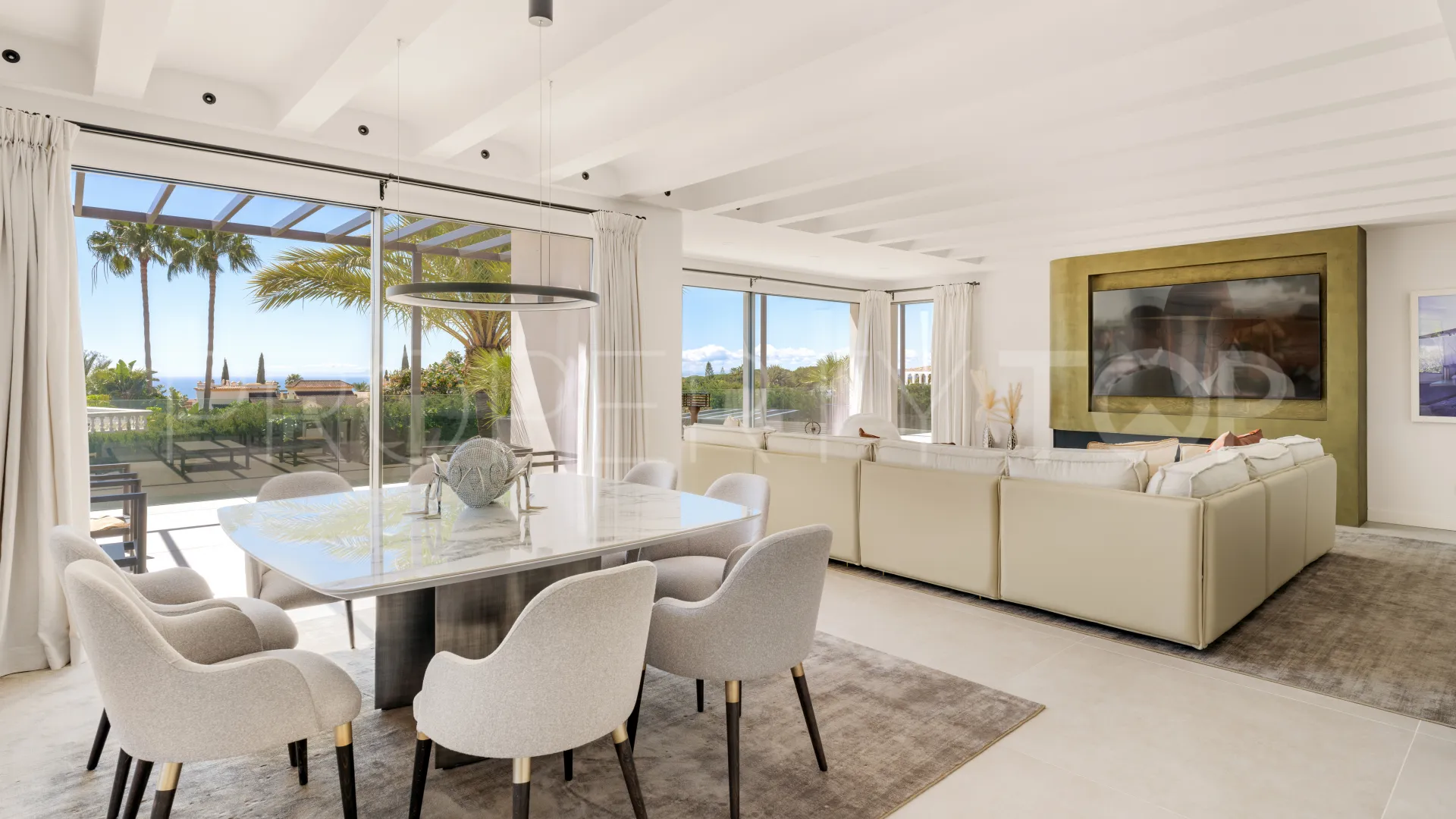 Villa en venta en Rocio de Nagüeles de 5 dormitorios