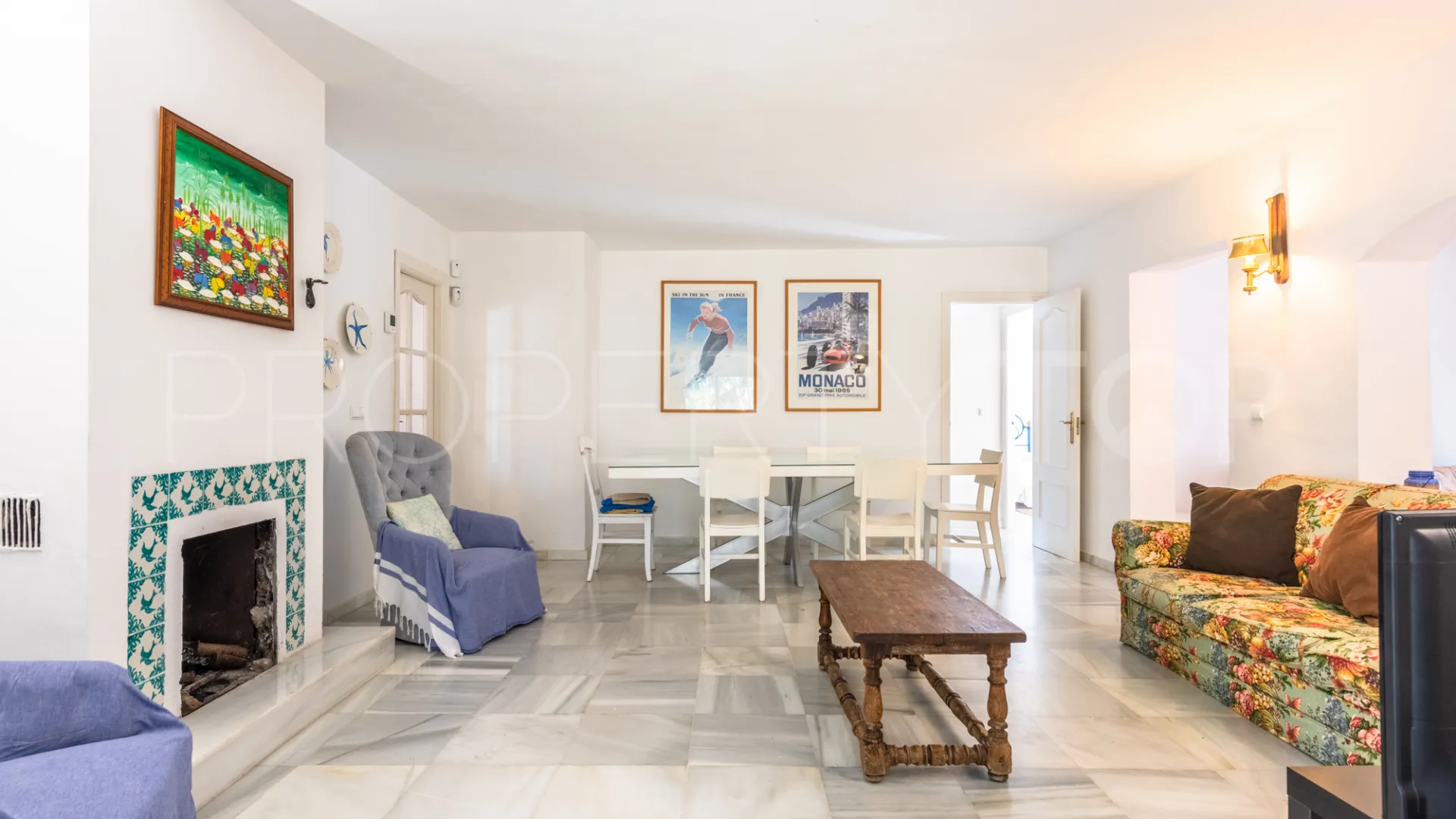 Villa en venta en Artola