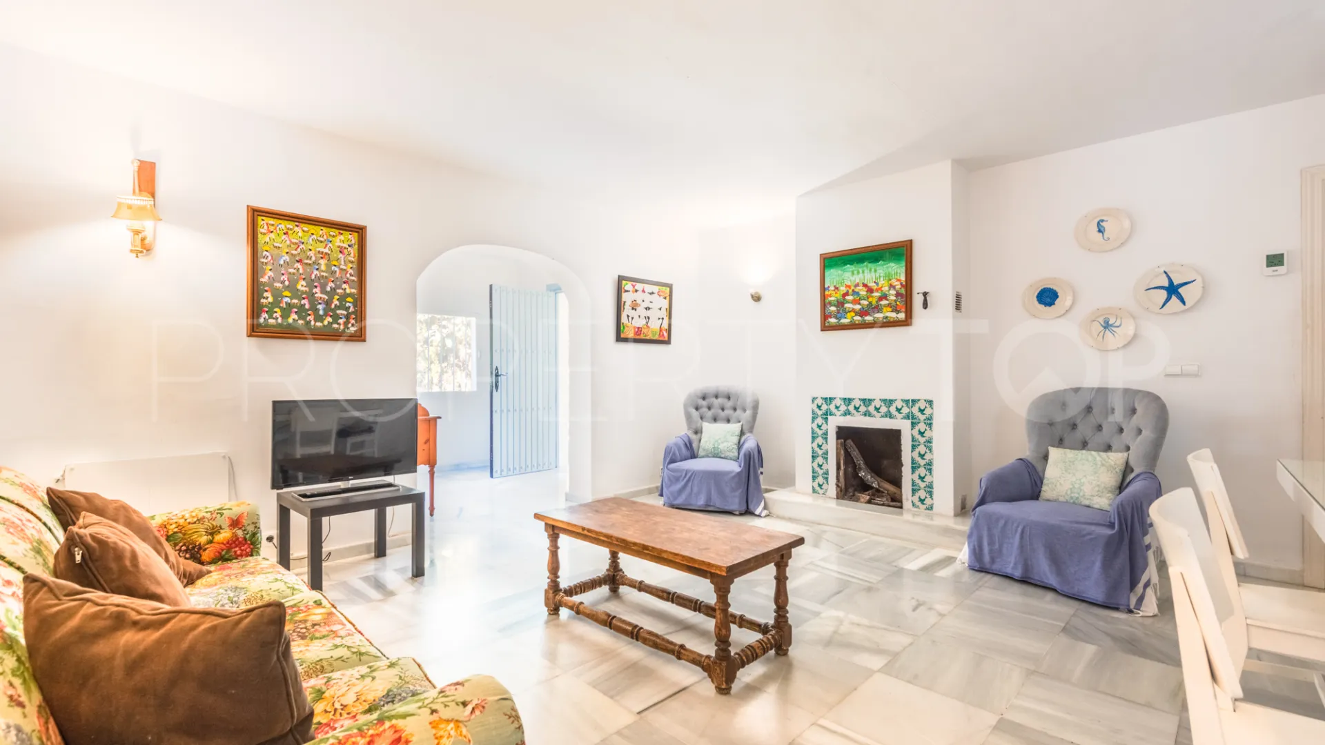 Villa en venta en Artola