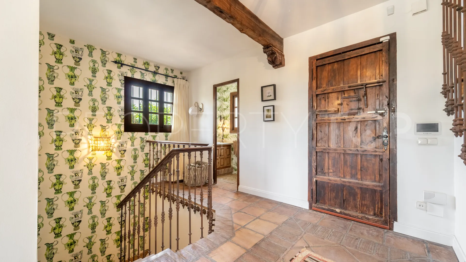 Villa pareada en venta en Marbella Hill Club con 3 dormitorios