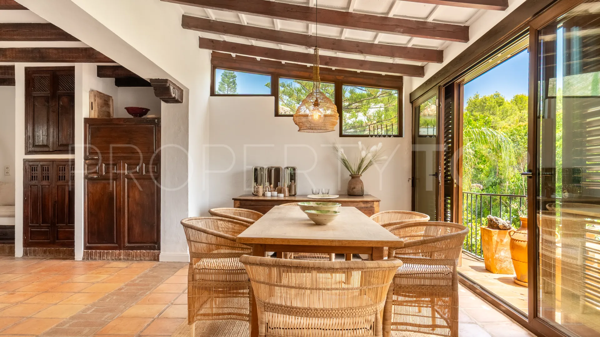 Villa pareada en venta en Marbella Hill Club con 3 dormitorios