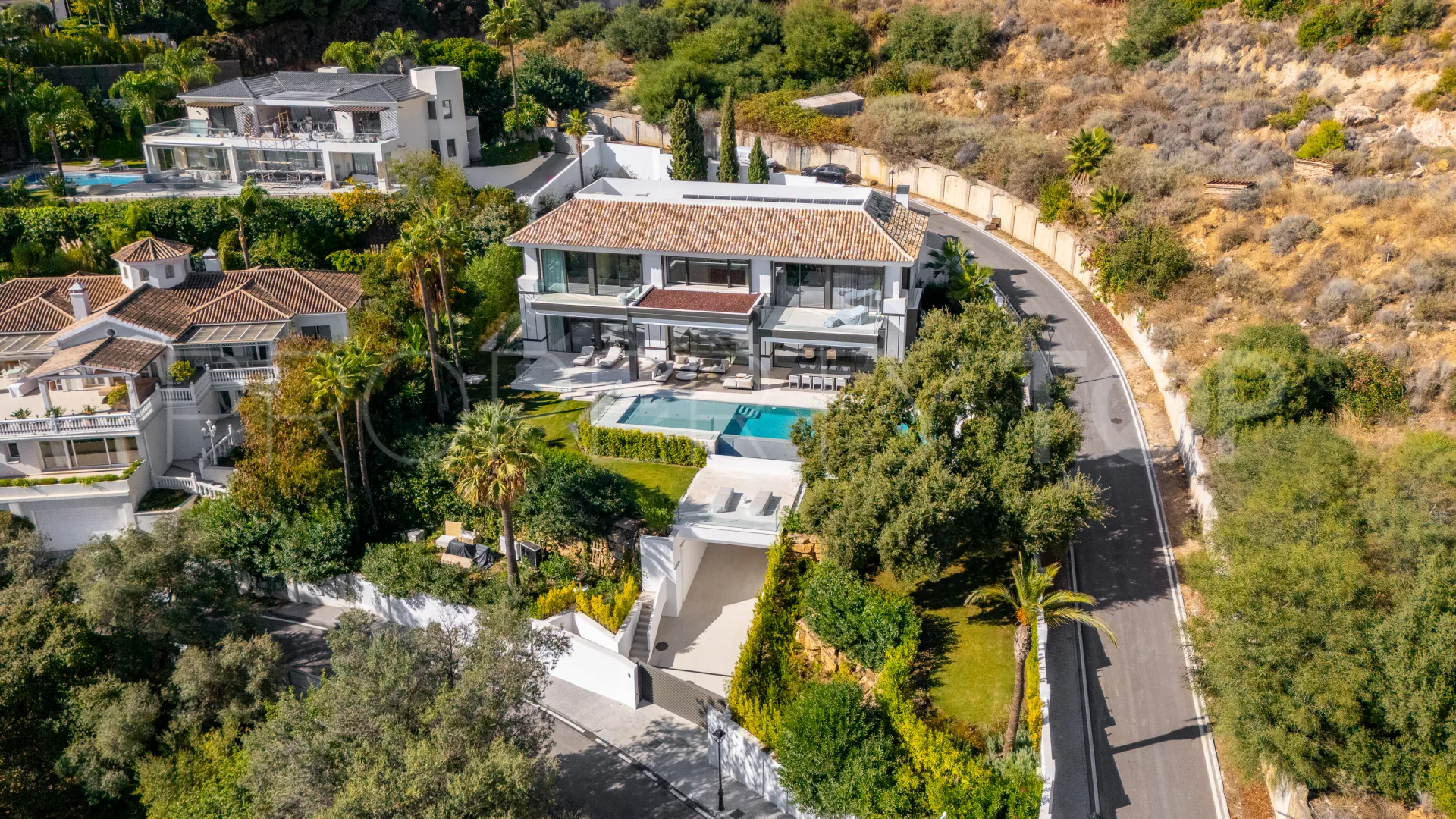 Cascada de Camojan, villa en venta