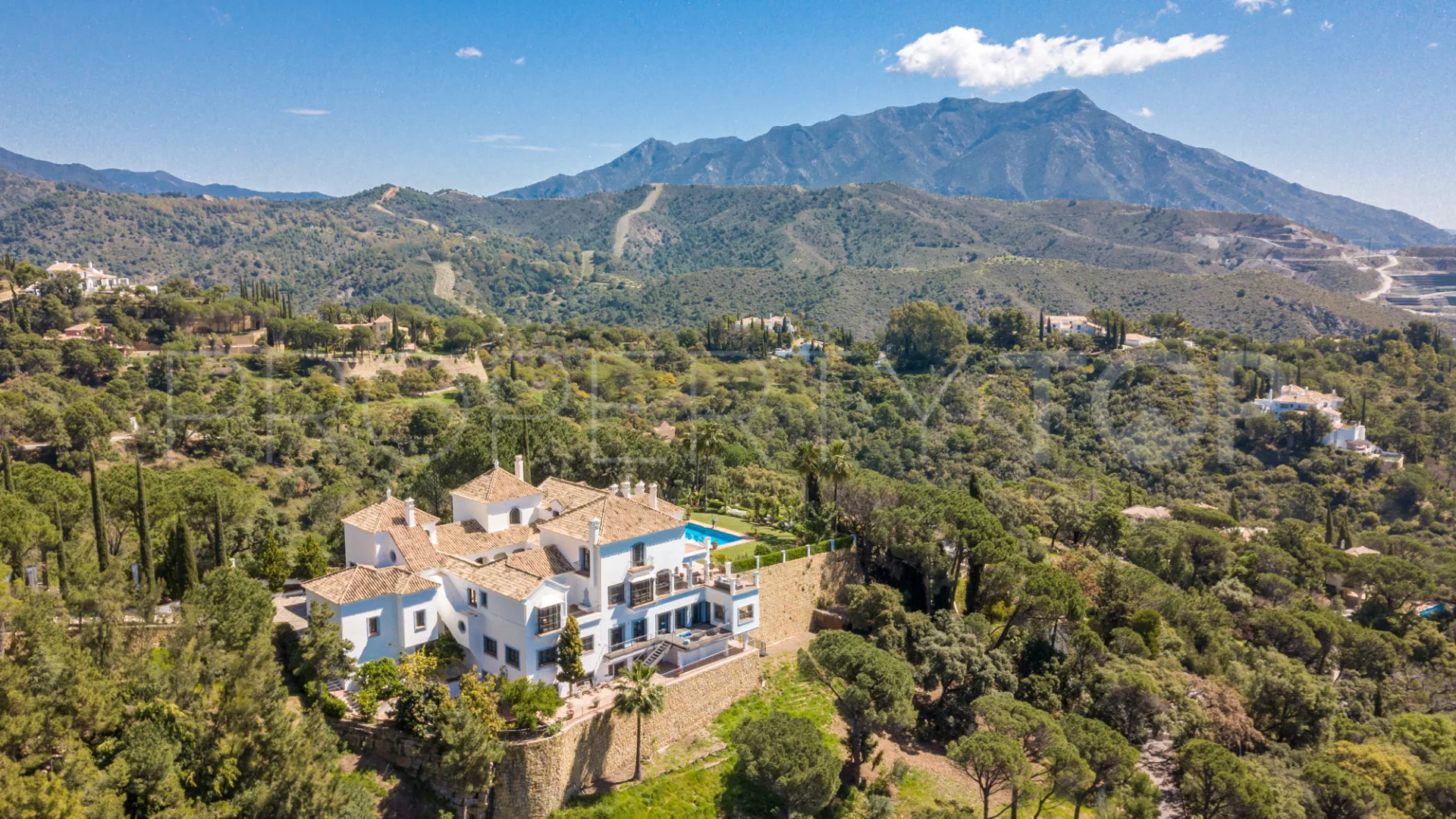 Villa with 6 bedrooms for sale in El Madroñal