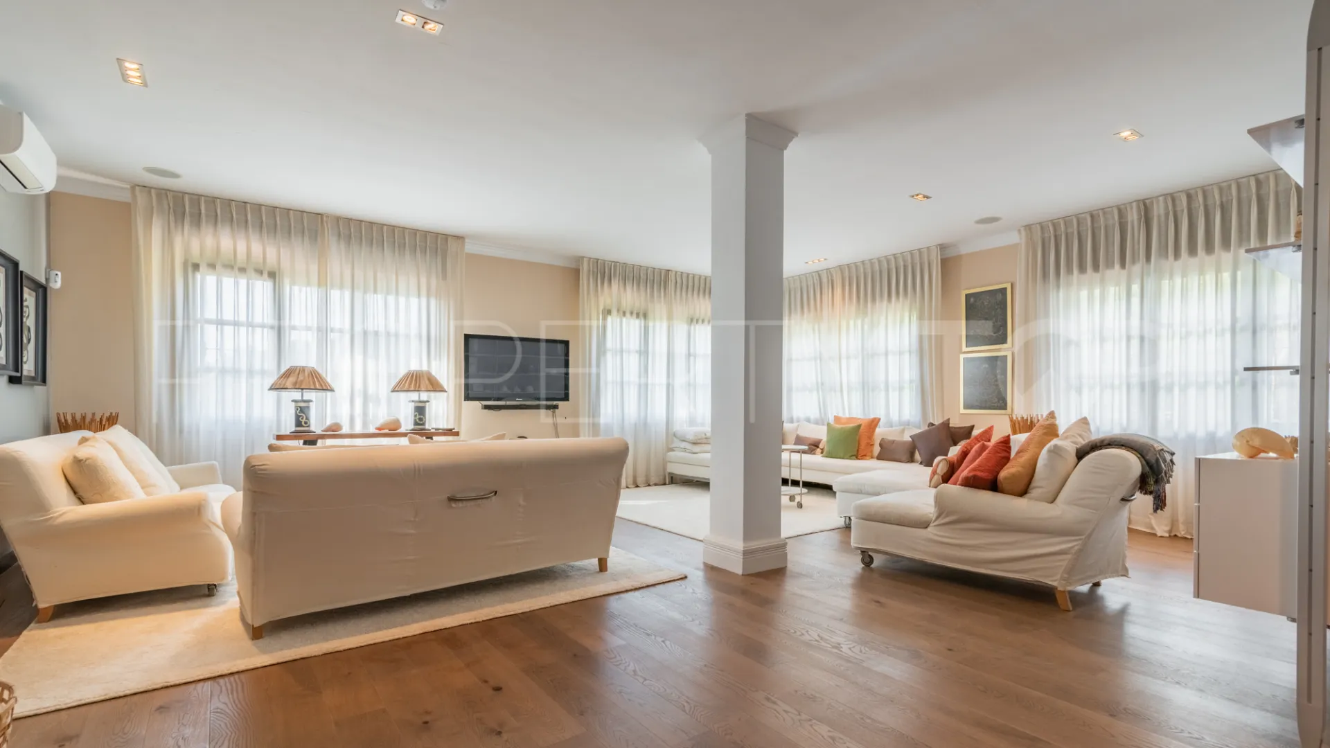 Villa with 6 bedrooms for sale in El Madroñal