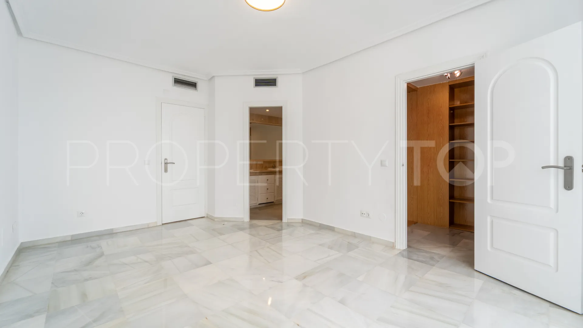 Arco Iris, adosado de 3 dormitorios en venta