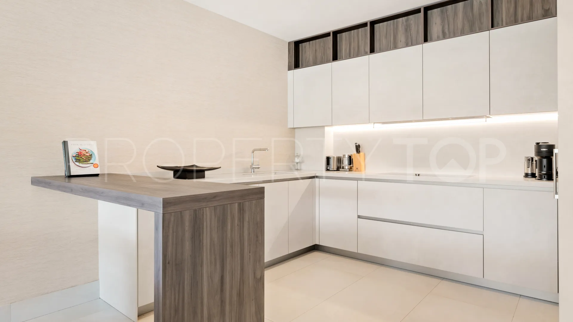 4 bedrooms Epic Marbella ground floor duplex for sale