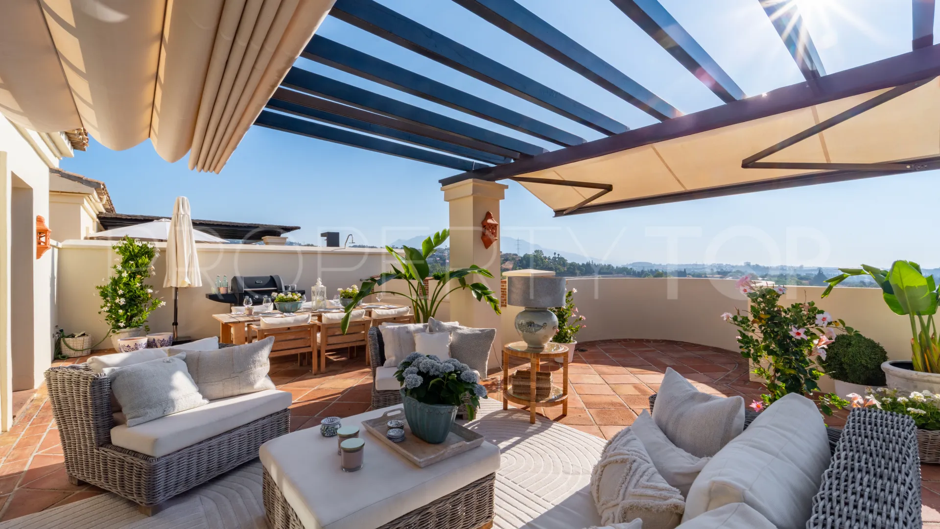 Comprar atico duplex en Los Capanes del Golf