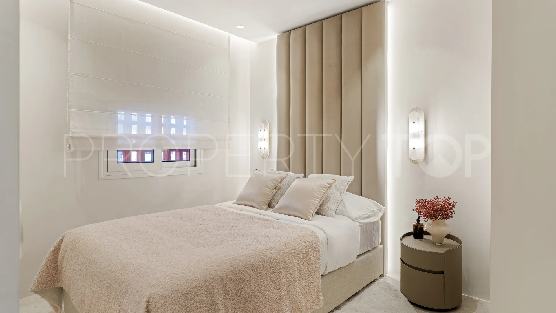 Duplex penthouse for sale in Torre Bermeja with 3 bedrooms