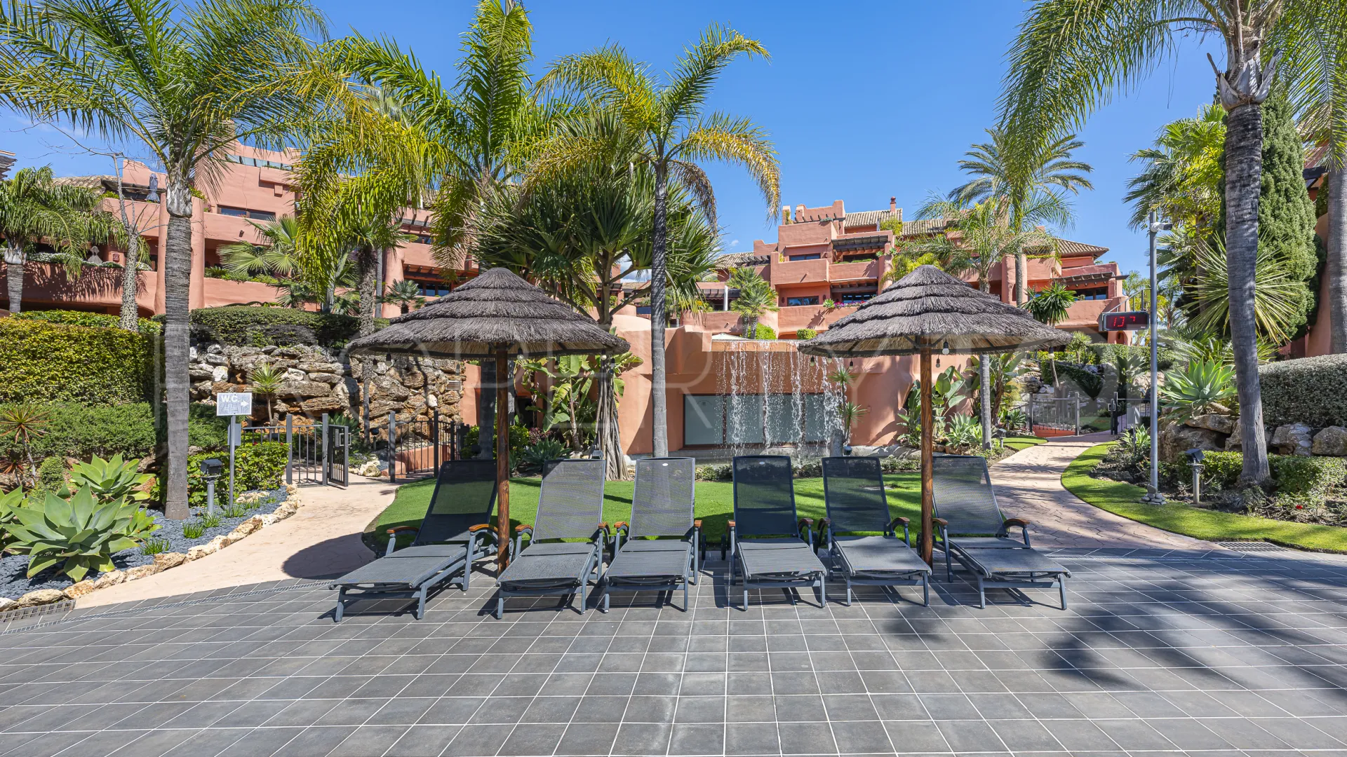 Duplex penthouse for sale in Torre Bermeja with 3 bedrooms