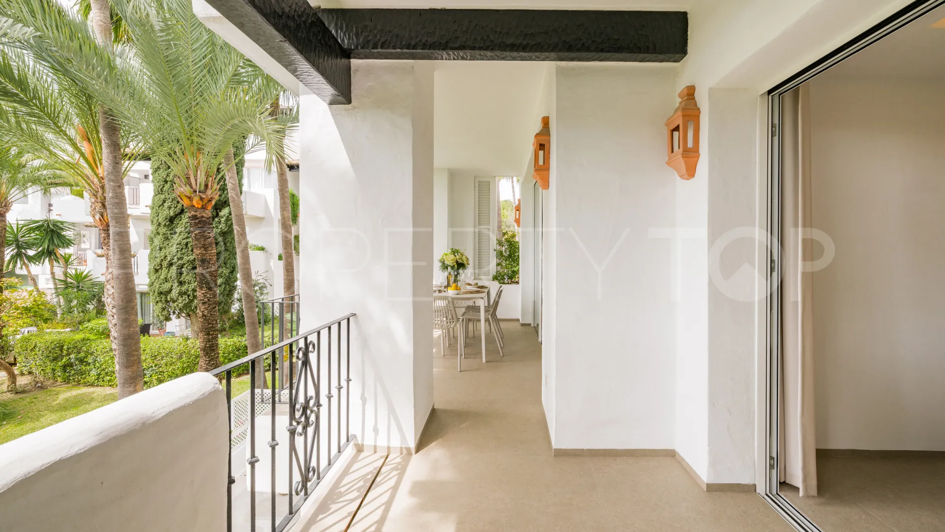Buy Marina Puente Romano 3 bedrooms apartment