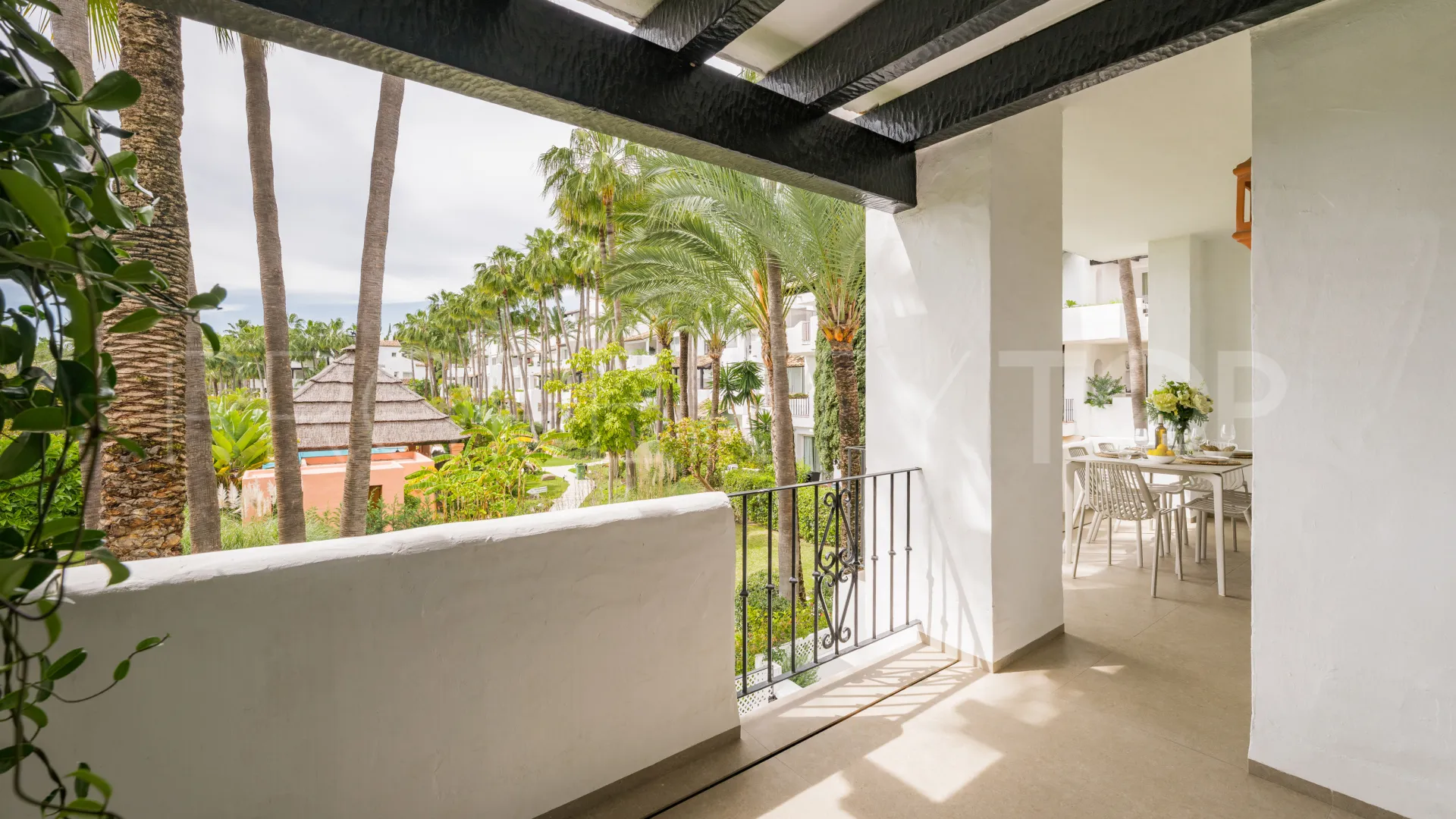 Buy Marina Puente Romano 3 bedrooms apartment