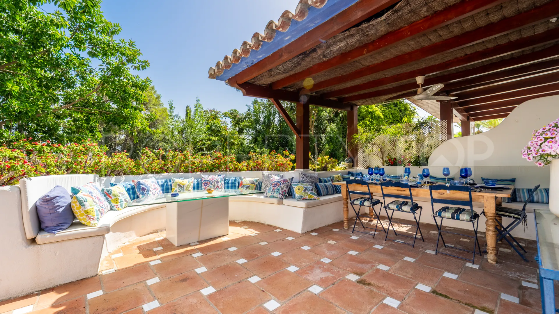 Semi detached villa with 4 bedrooms for sale in Marbella Hill Club