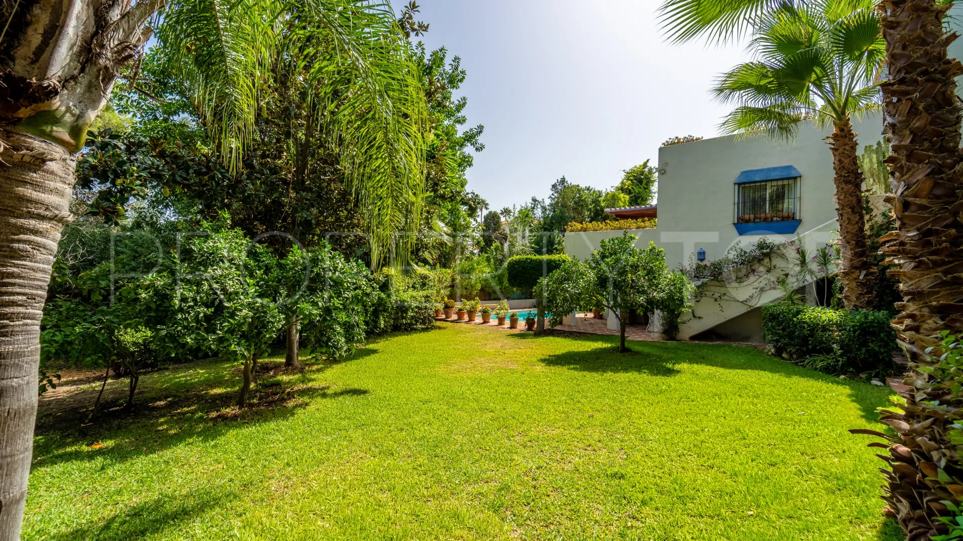 Semi detached villa with 4 bedrooms for sale in Marbella Hill Club