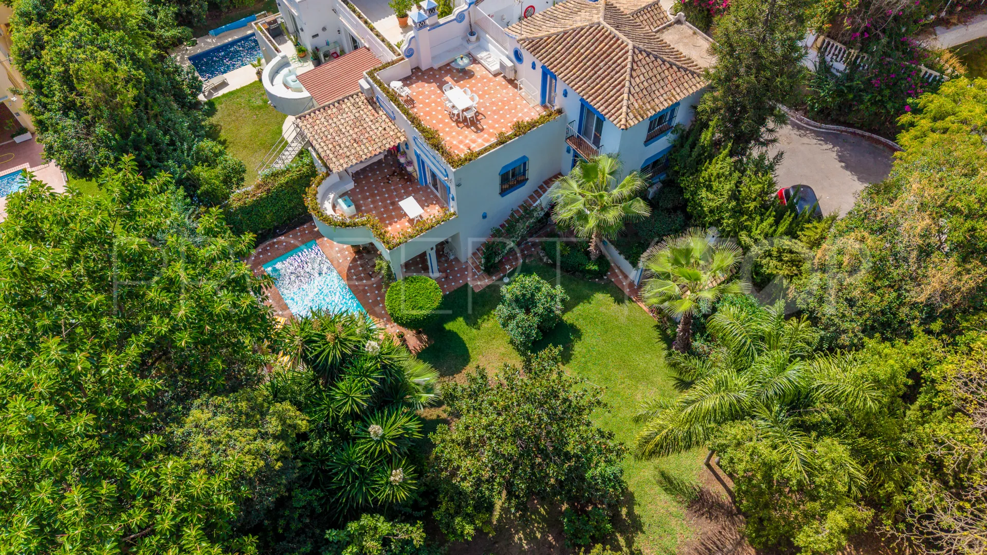 Semi detached villa with 4 bedrooms for sale in Marbella Hill Club