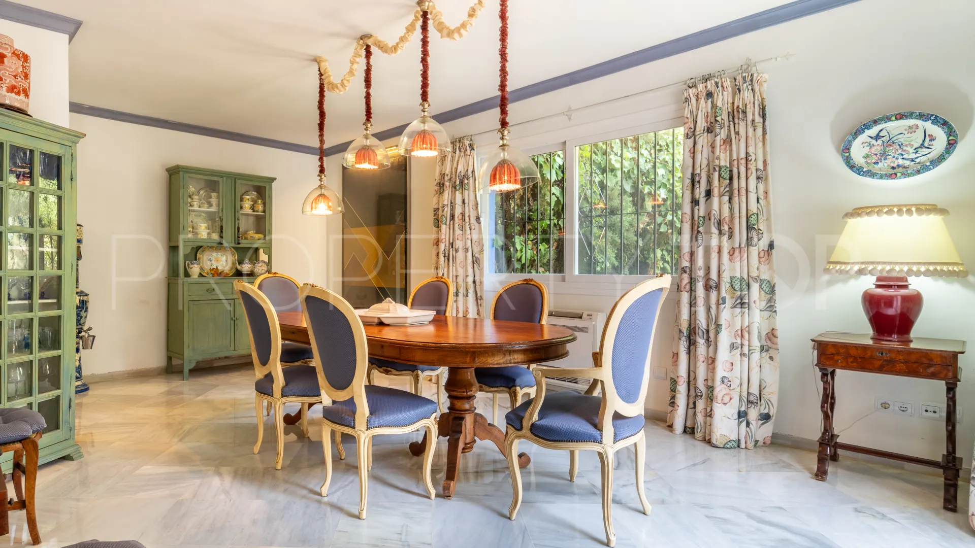 Semi detached villa with 4 bedrooms for sale in Marbella Hill Club