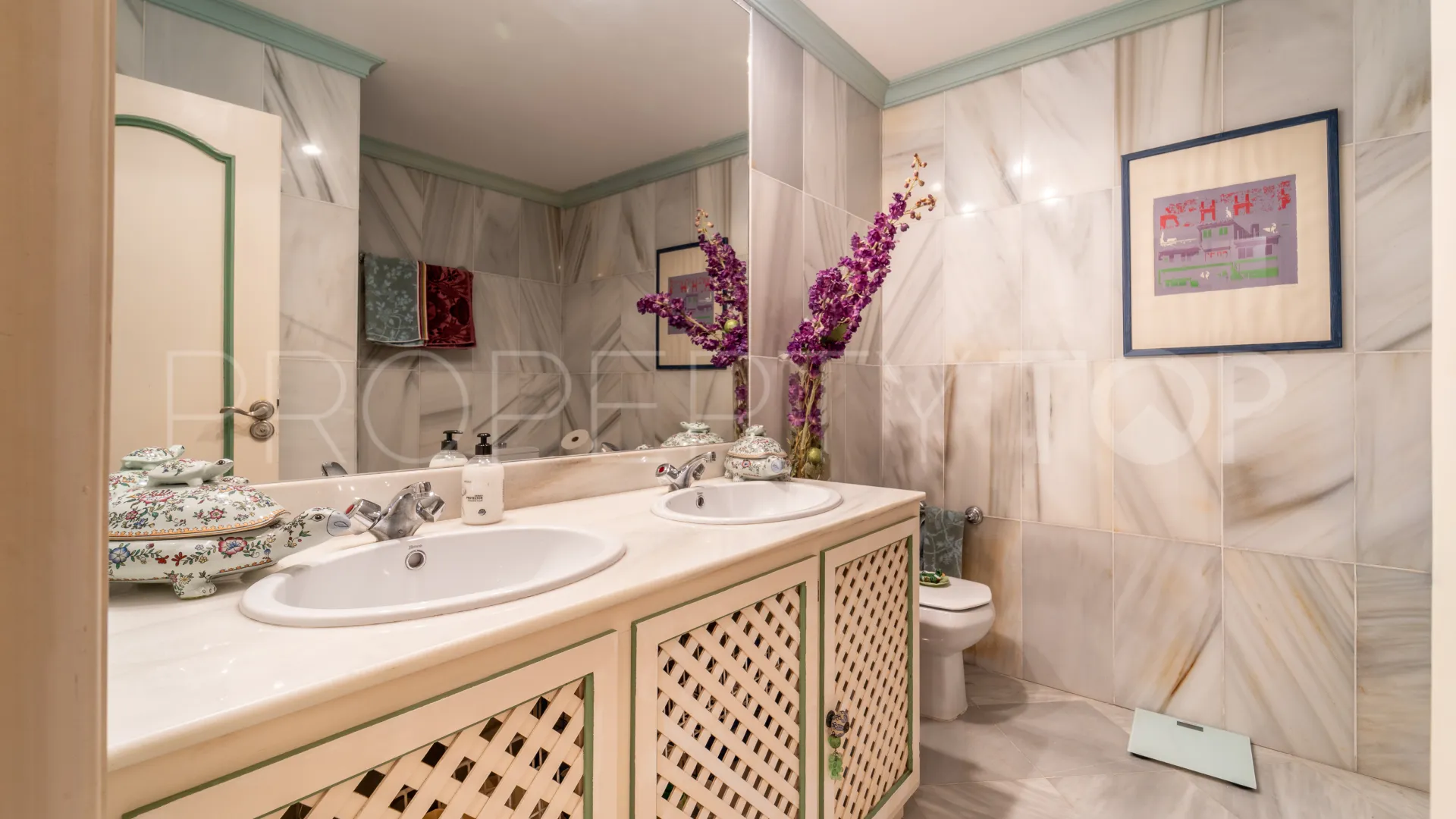 Semi detached villa with 4 bedrooms for sale in Marbella Hill Club