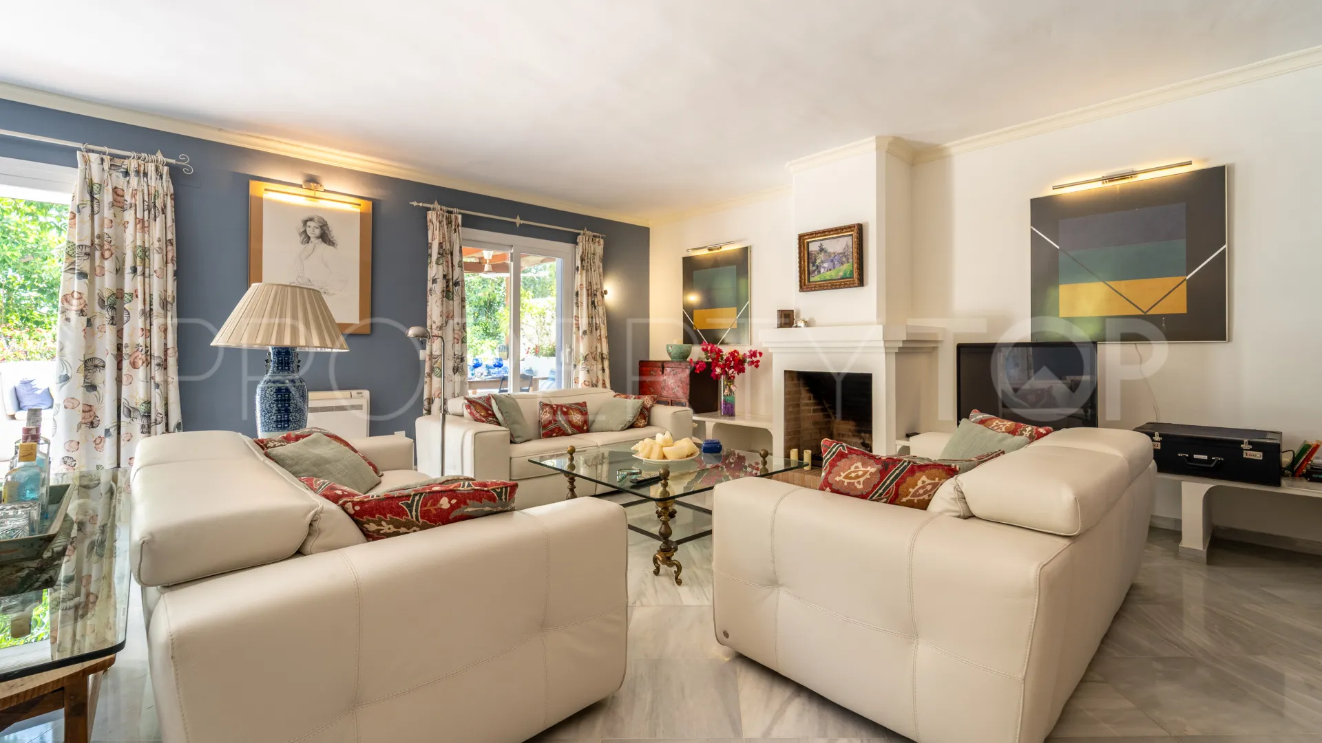 Semi detached villa with 4 bedrooms for sale in Marbella Hill Club