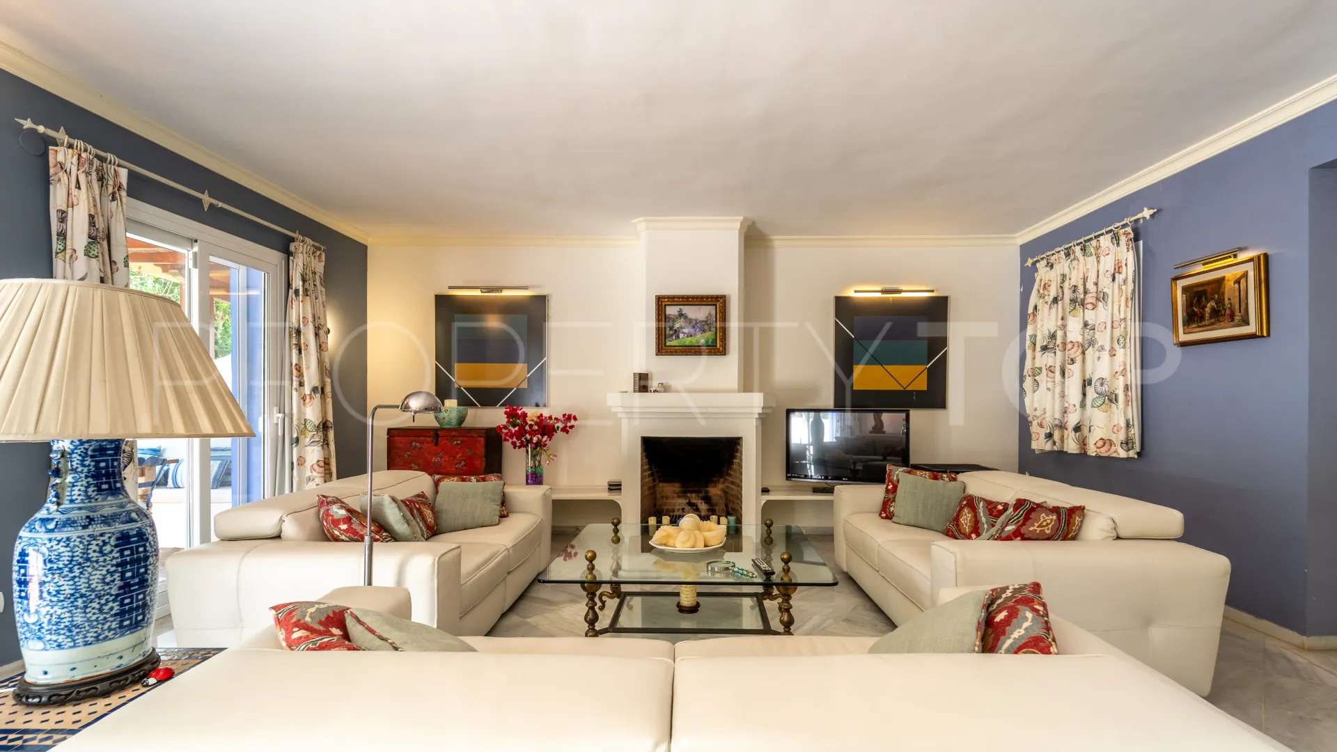 Semi detached villa with 4 bedrooms for sale in Marbella Hill Club