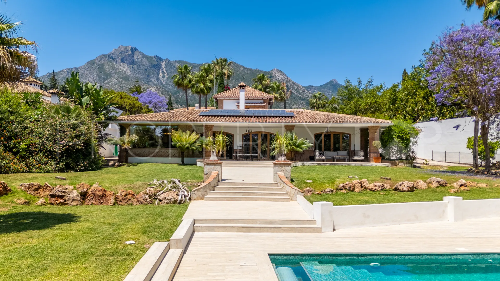 4 bedrooms villa in Rocio de Nagüeles for sale