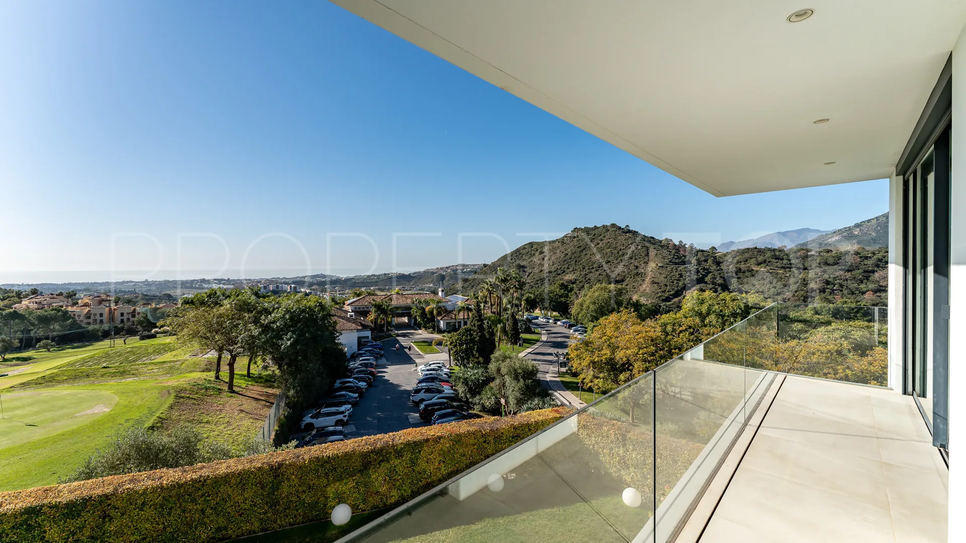 Villa in Los Arqueros for sale