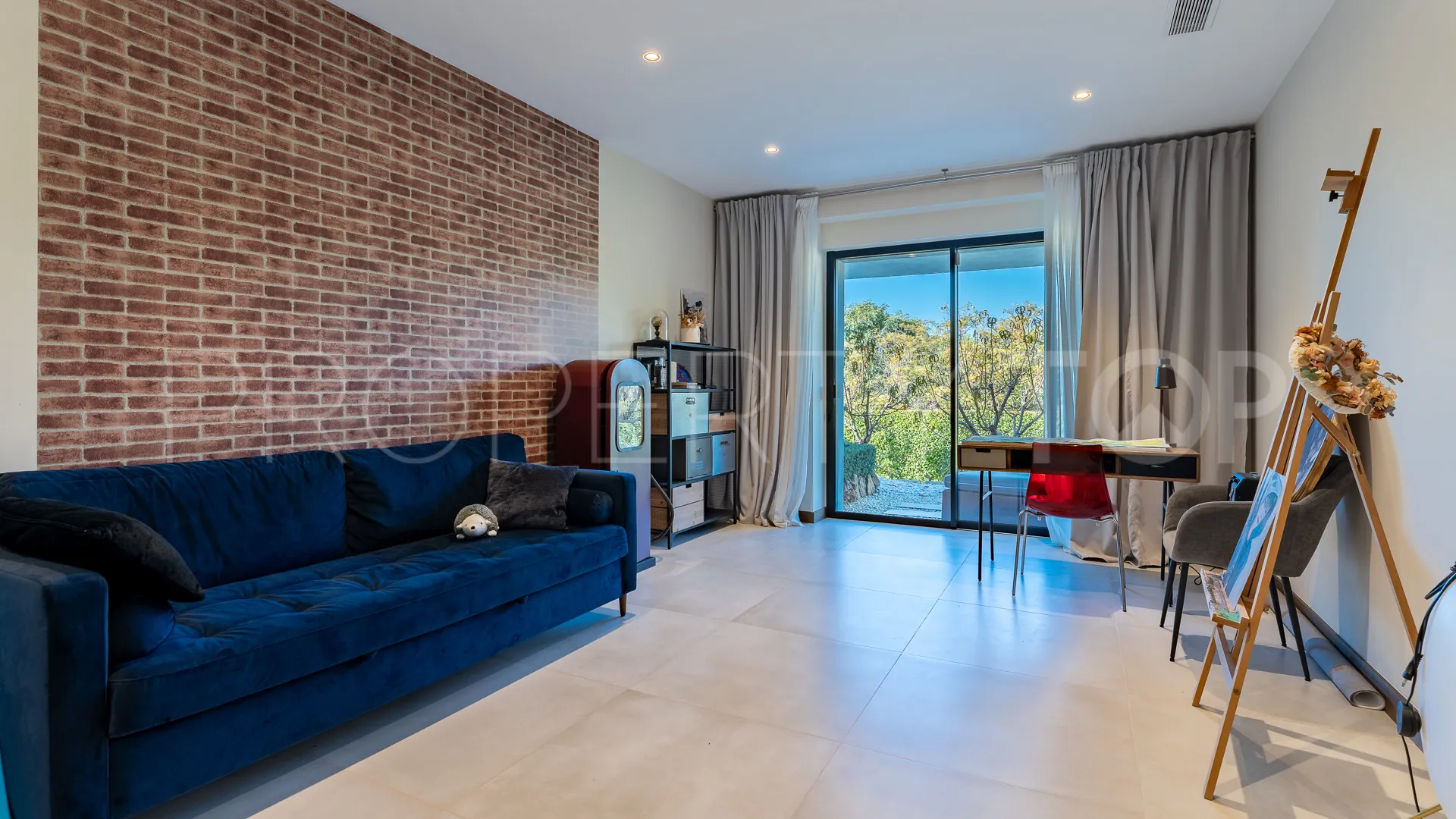 Villa in Los Arqueros for sale