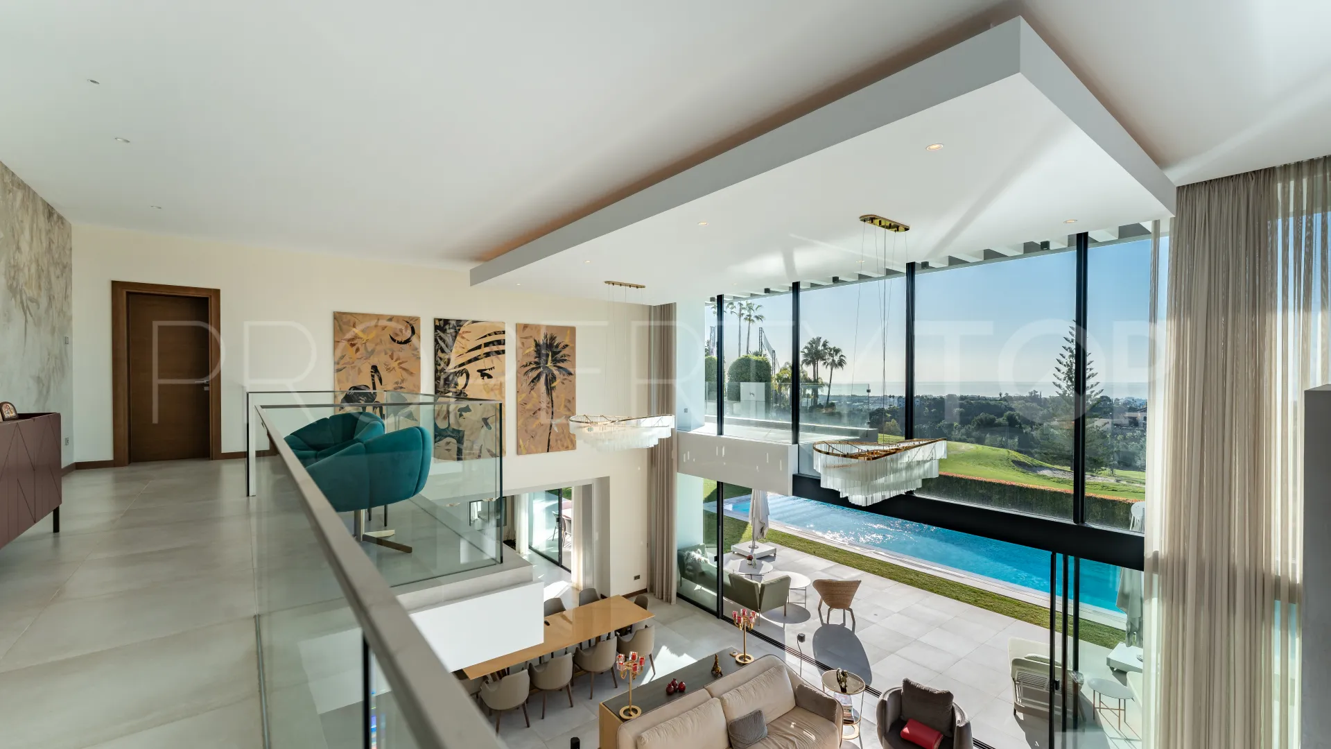 Villa in Los Arqueros for sale