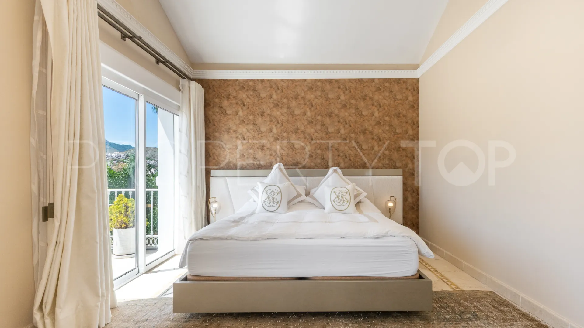 Villa en venta en La Alqueria de 5 dormitorios