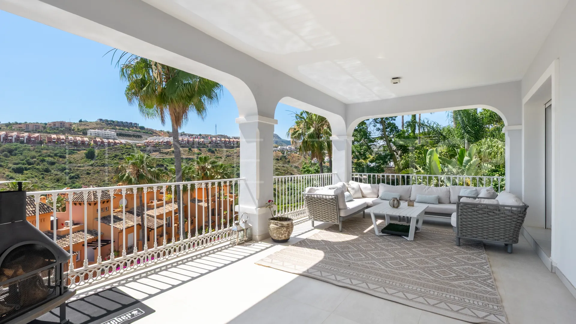 Villa en venta en La Alqueria de 5 dormitorios