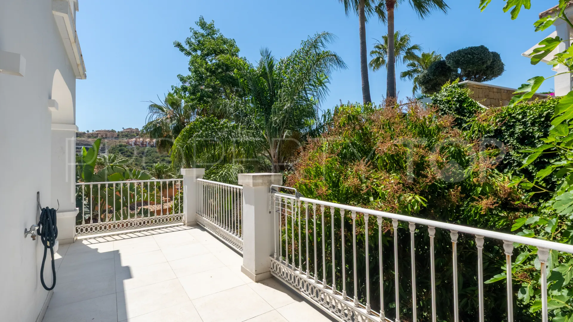 Villa en venta en La Alqueria de 5 dormitorios