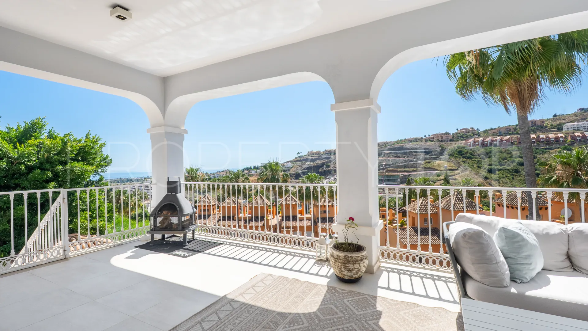 Villa en venta en La Alqueria de 5 dormitorios