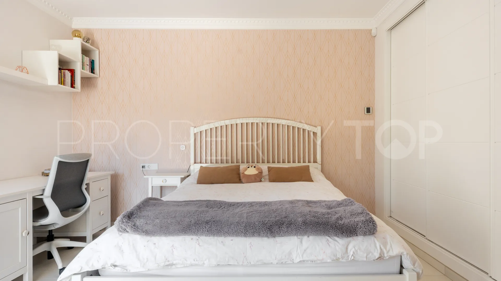Villa en venta en La Alqueria de 5 dormitorios