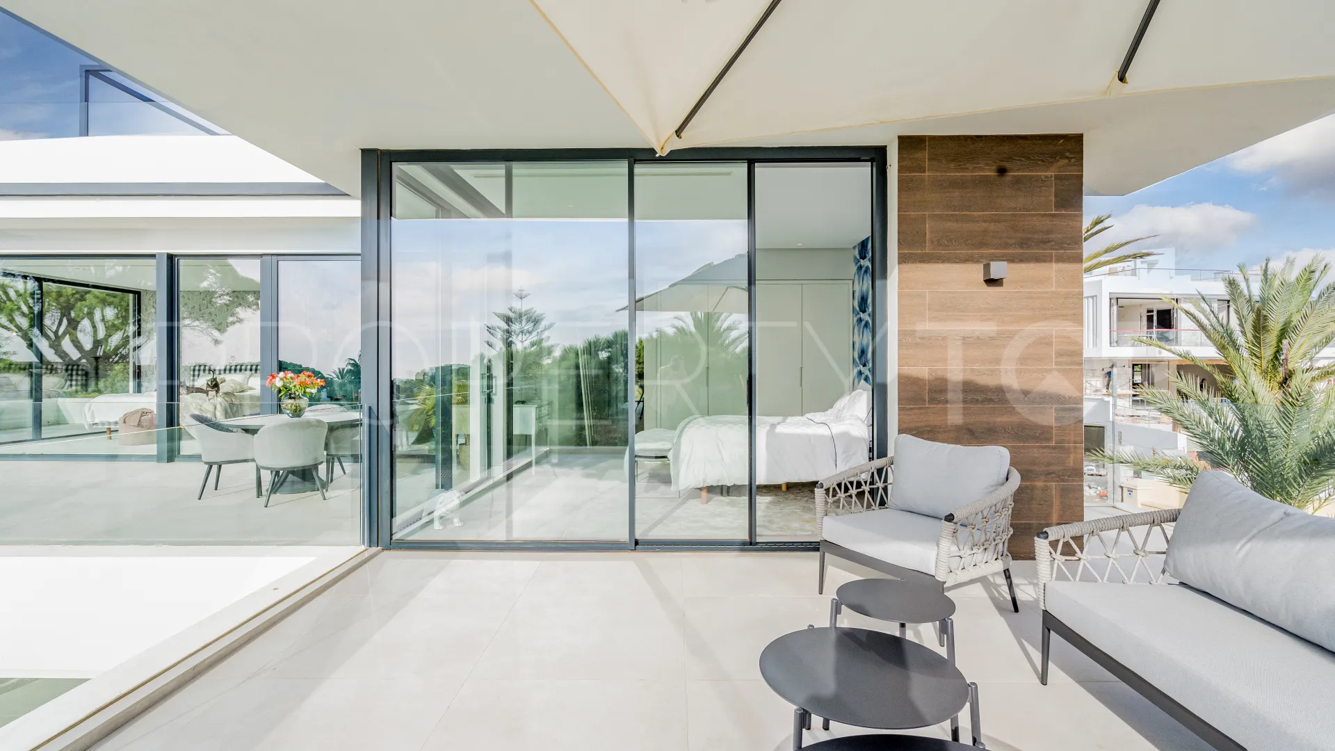 Villa de 6 dormitorios a la venta en Marbesa
