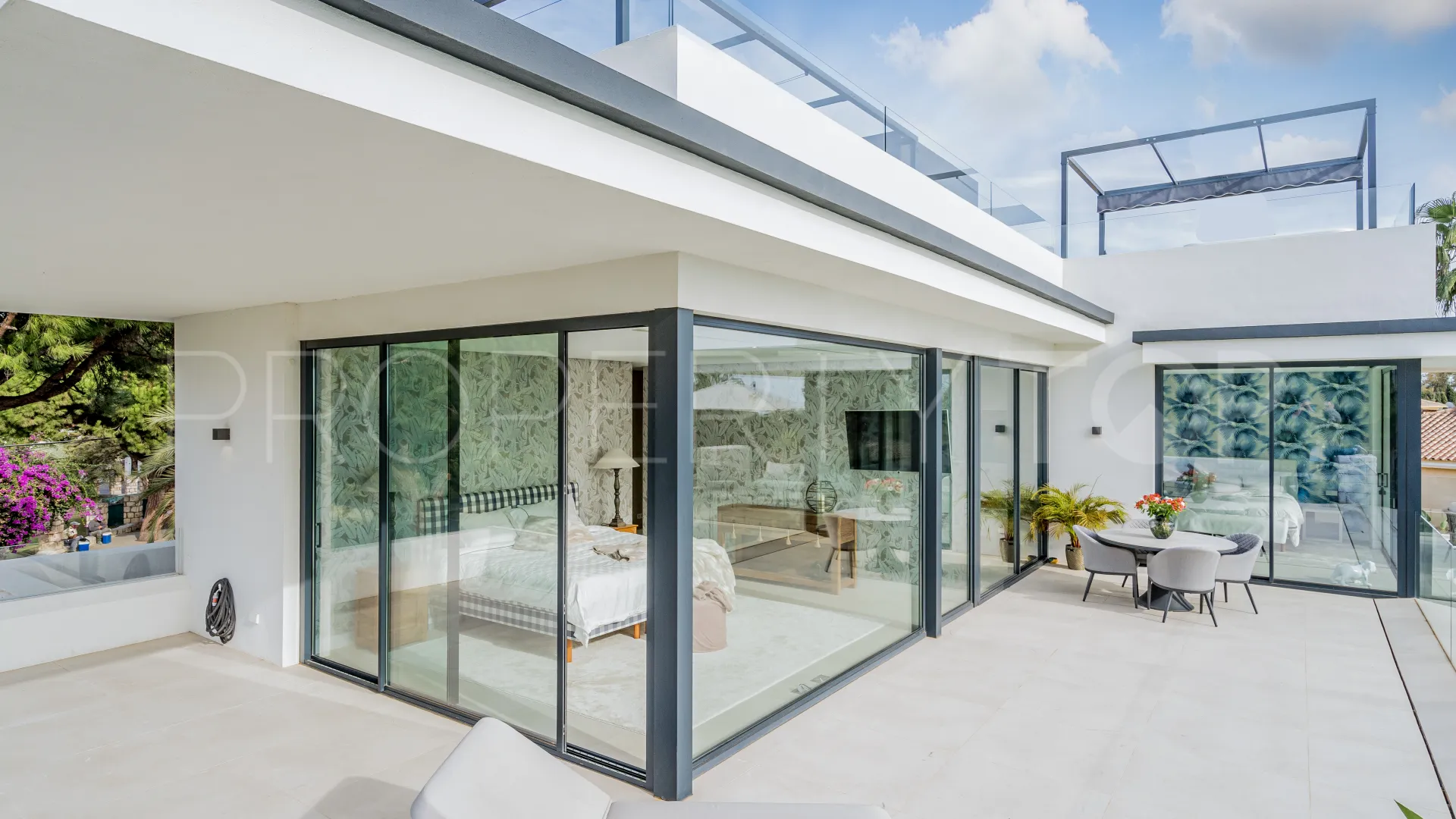 Villa de 6 dormitorios a la venta en Marbesa