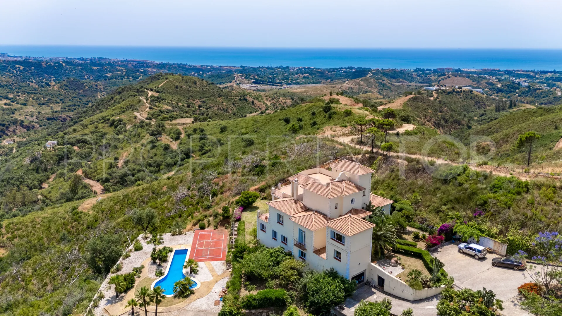 For sale Altos de Estepona villa