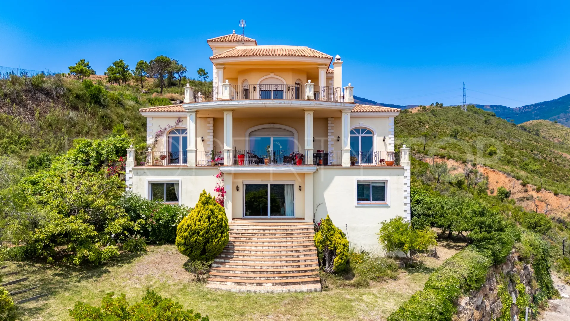 For sale Altos de Estepona villa