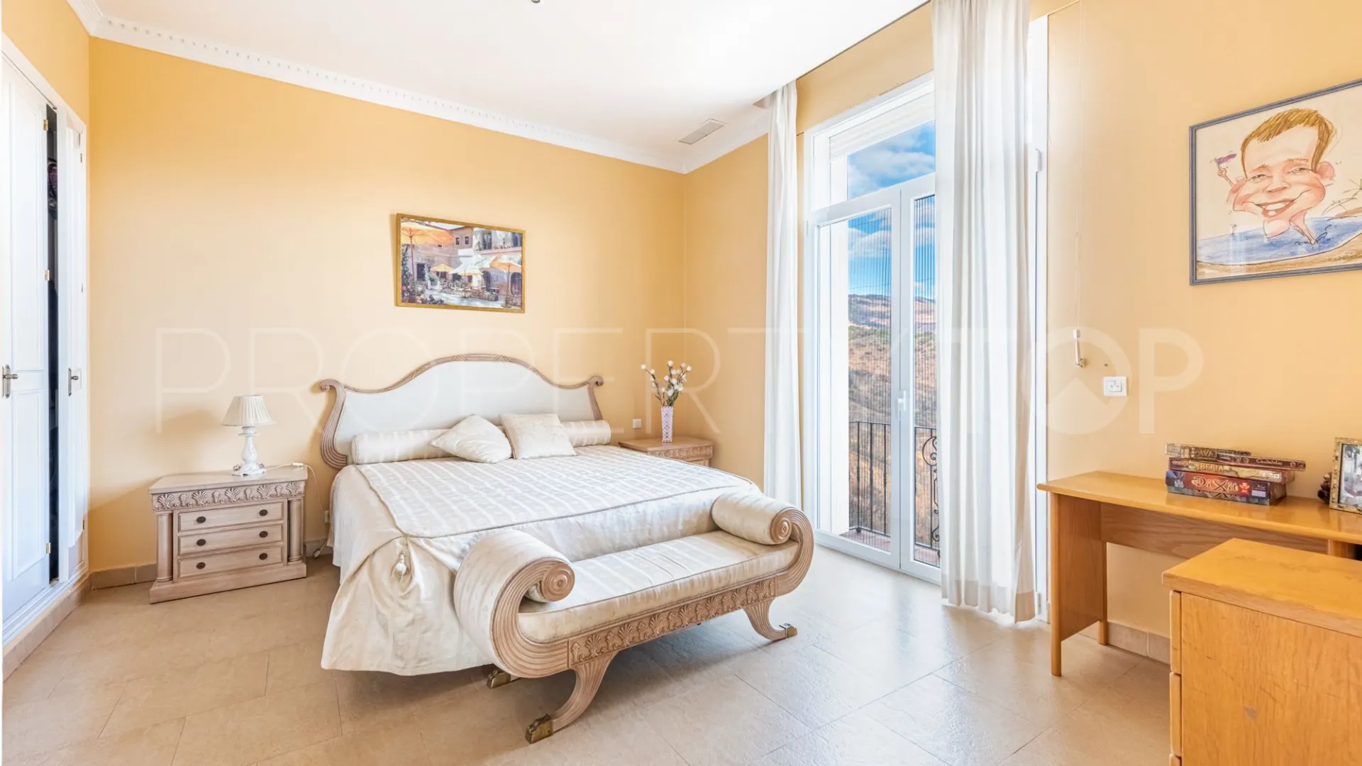 For sale Altos de Estepona villa