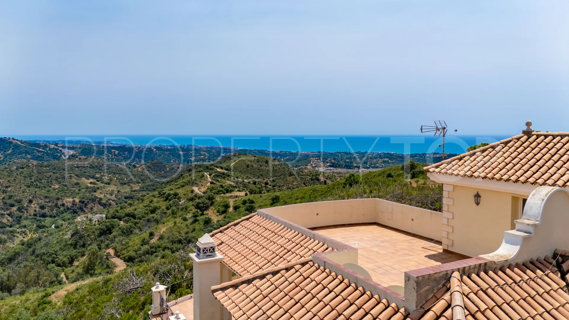 For sale Altos de Estepona villa