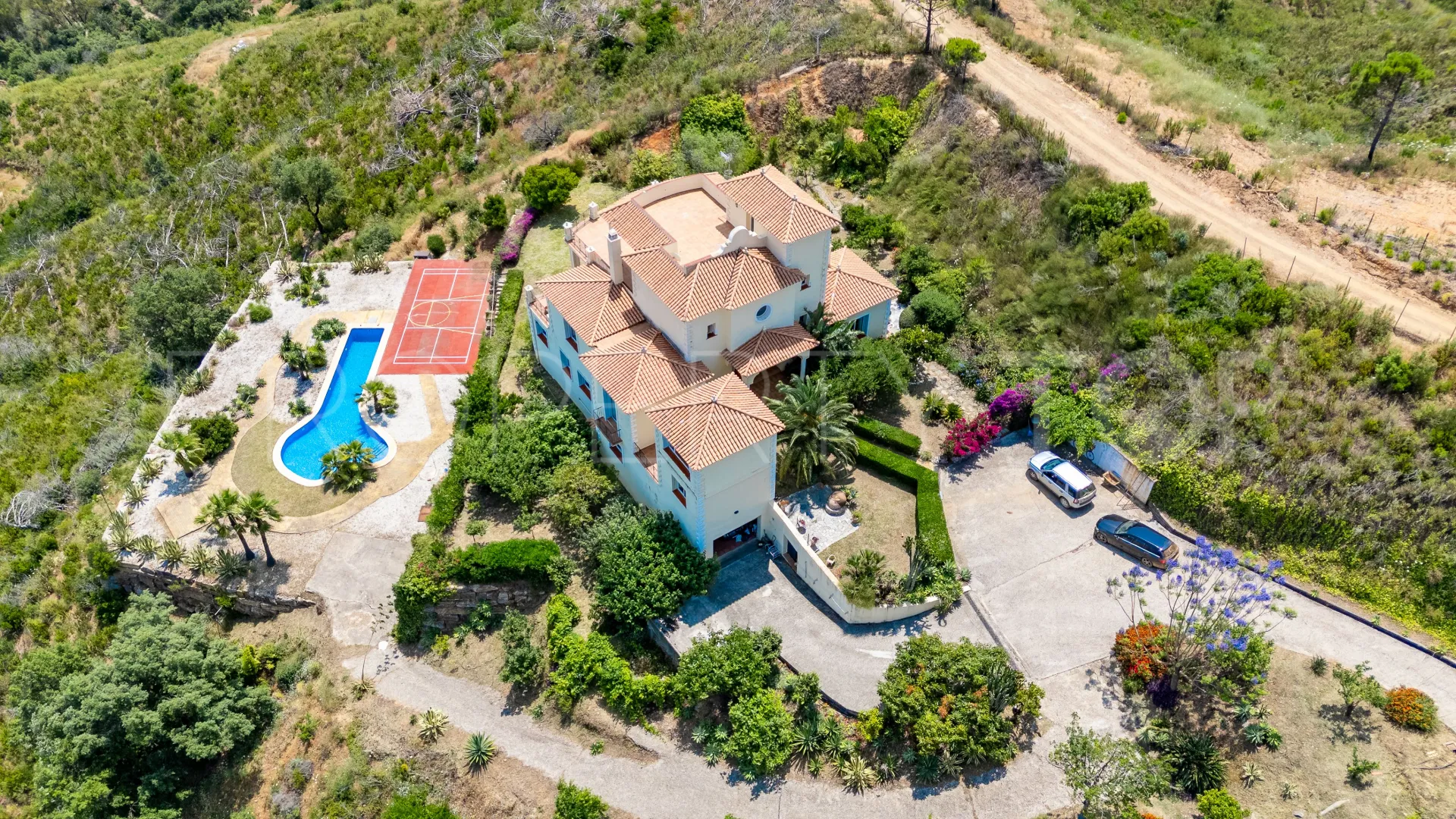 For sale Altos de Estepona villa