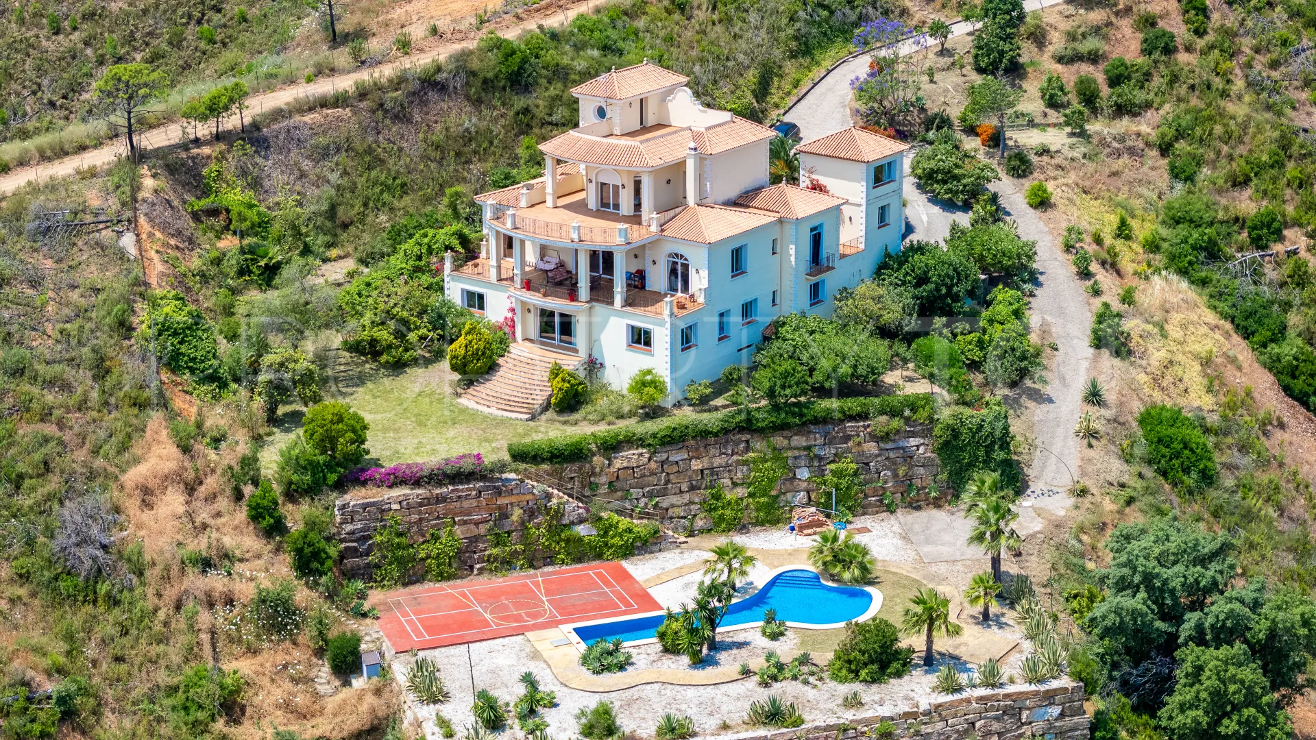 For sale Altos de Estepona villa