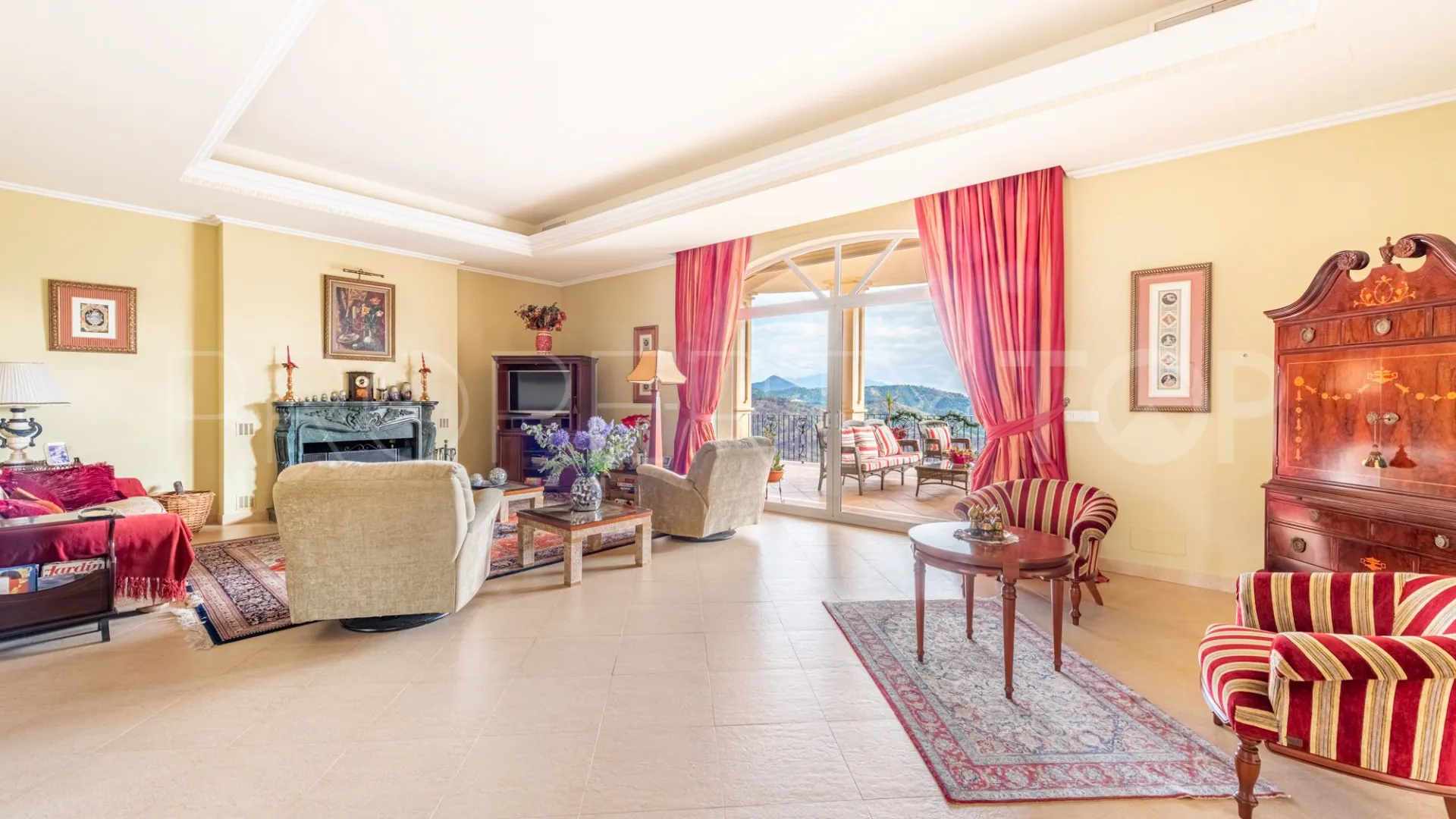 For sale Altos de Estepona villa