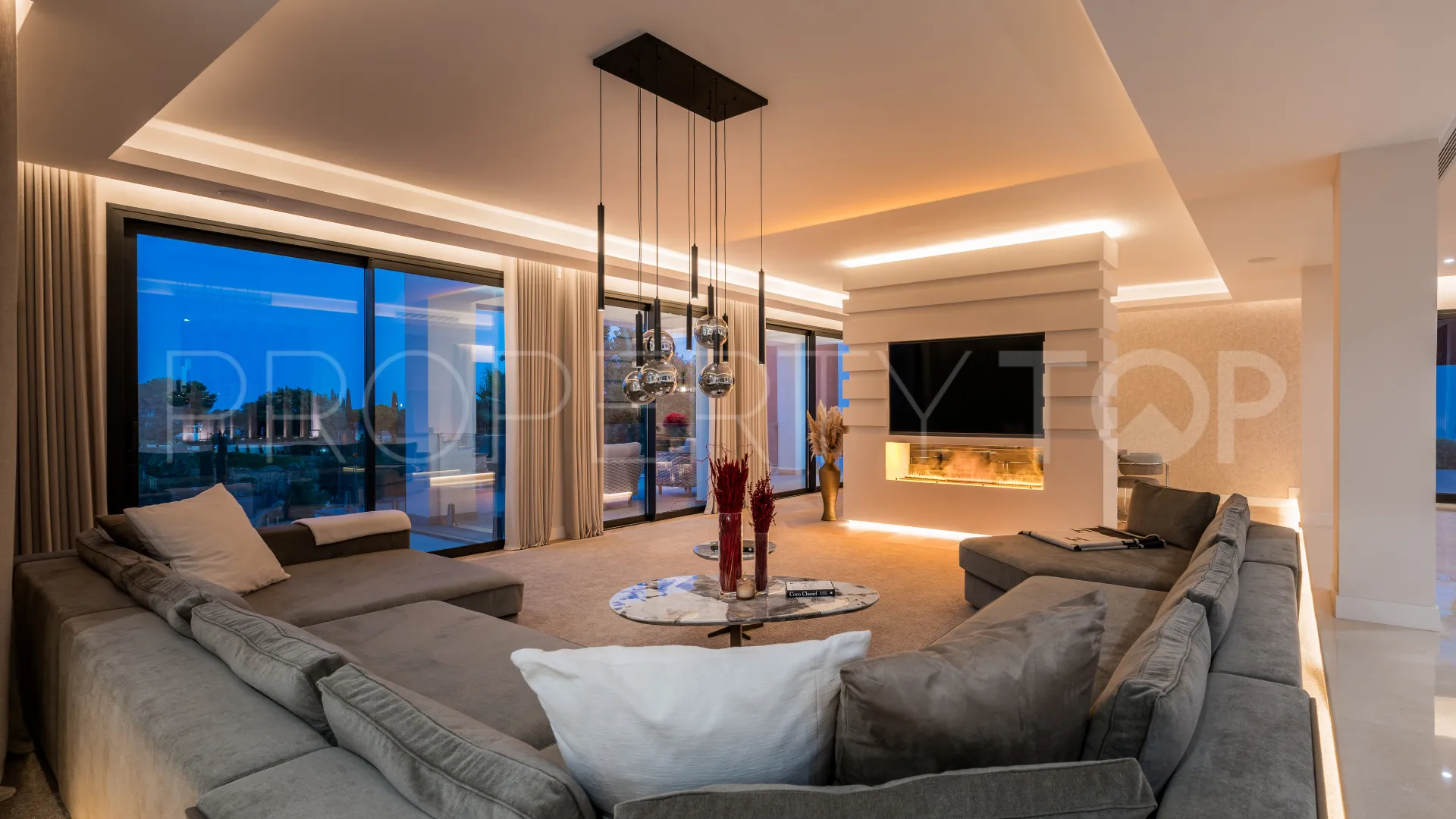 Villa for sale in Los Flamingos