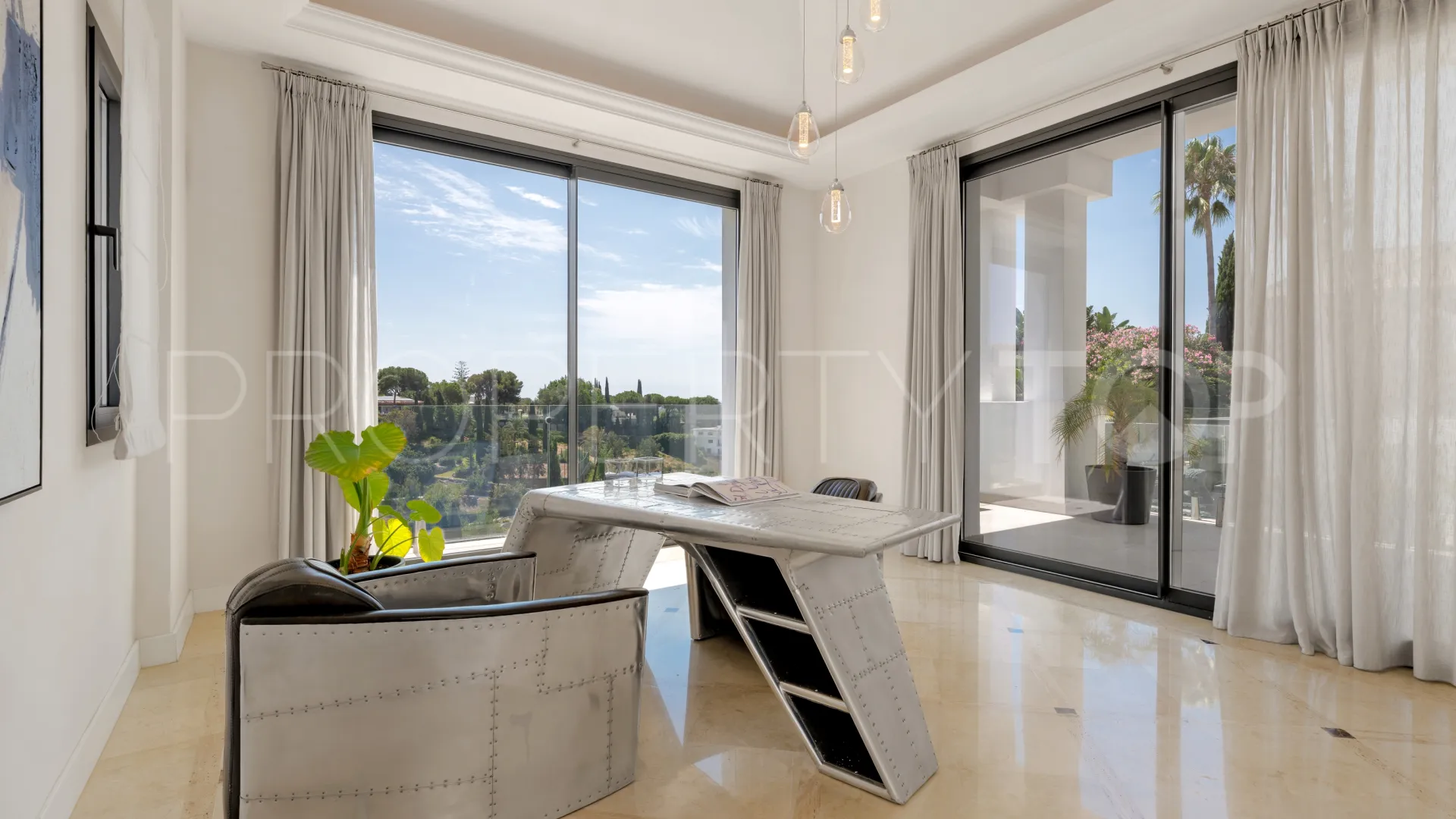 Villa for sale in Los Flamingos