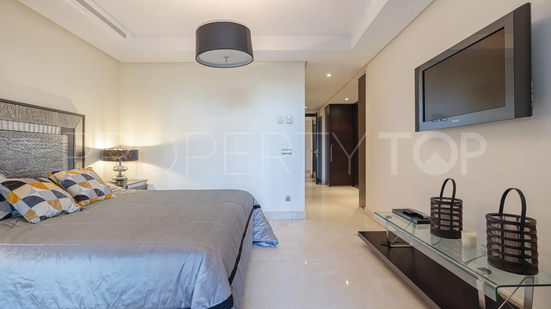 Ground floor apartment with 2 bedrooms for sale in Malibu