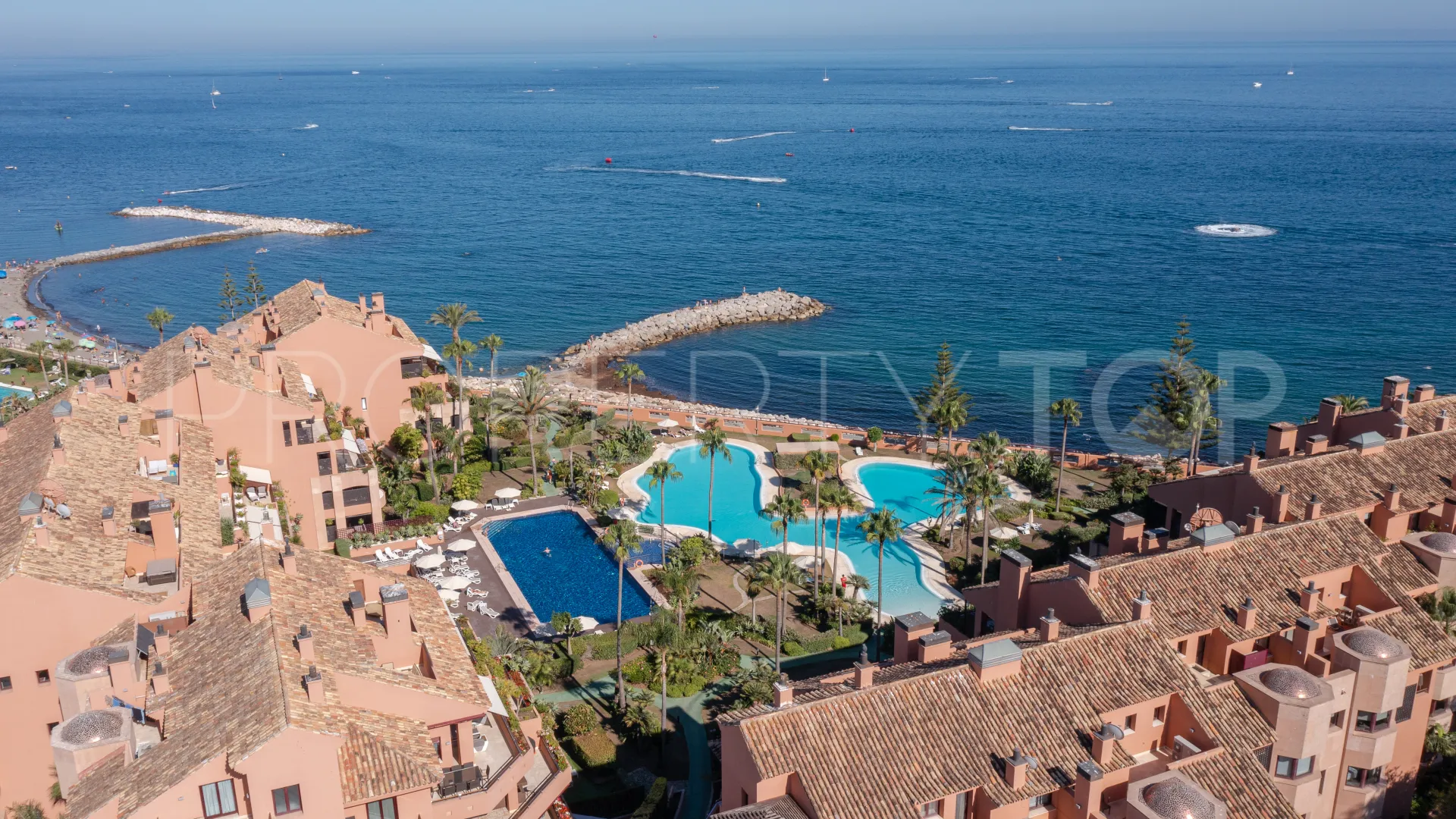 Ground floor apartment with 2 bedrooms for sale in Malibu