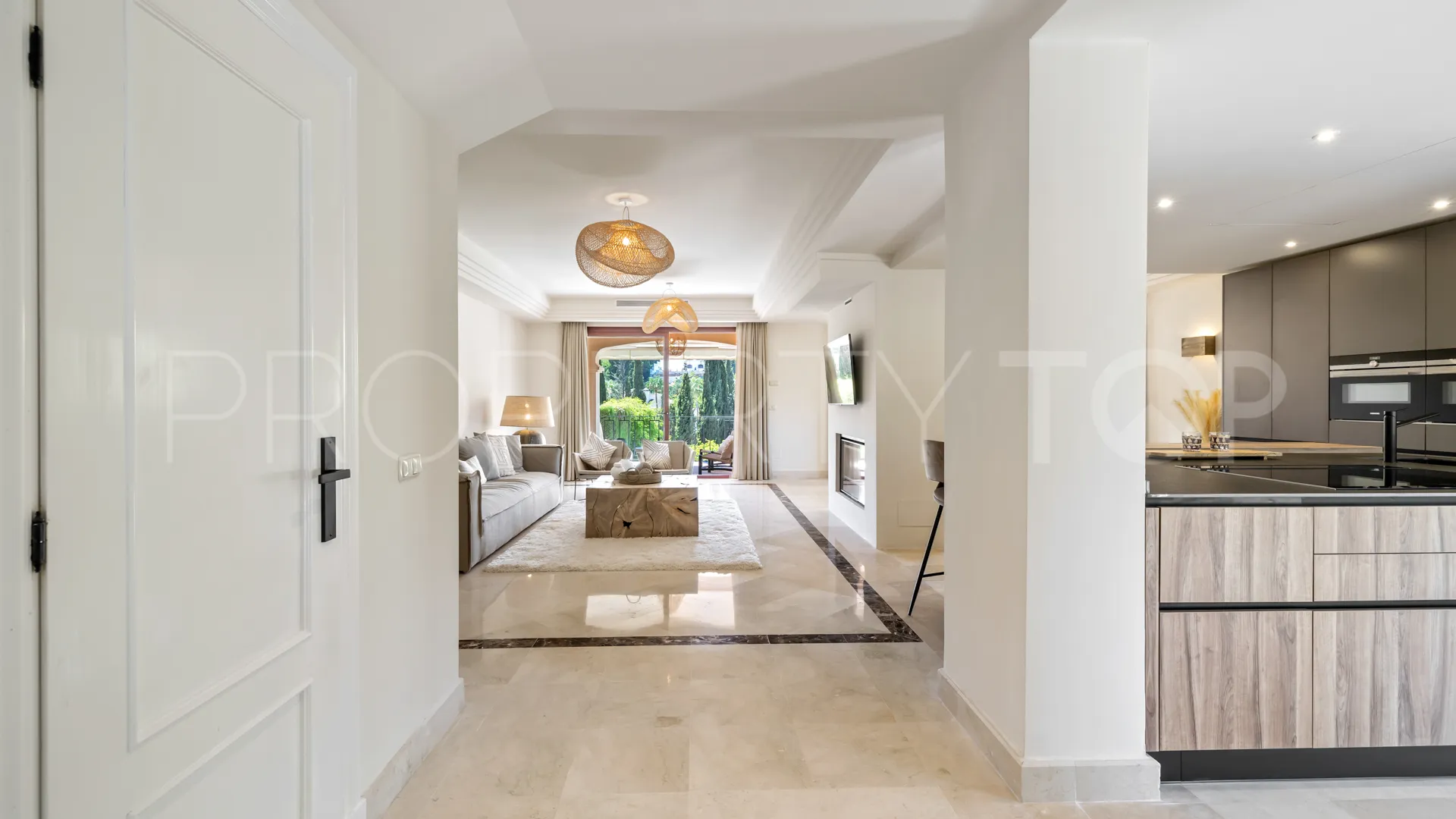 Villa with 5 bedrooms for sale in La Alzambra