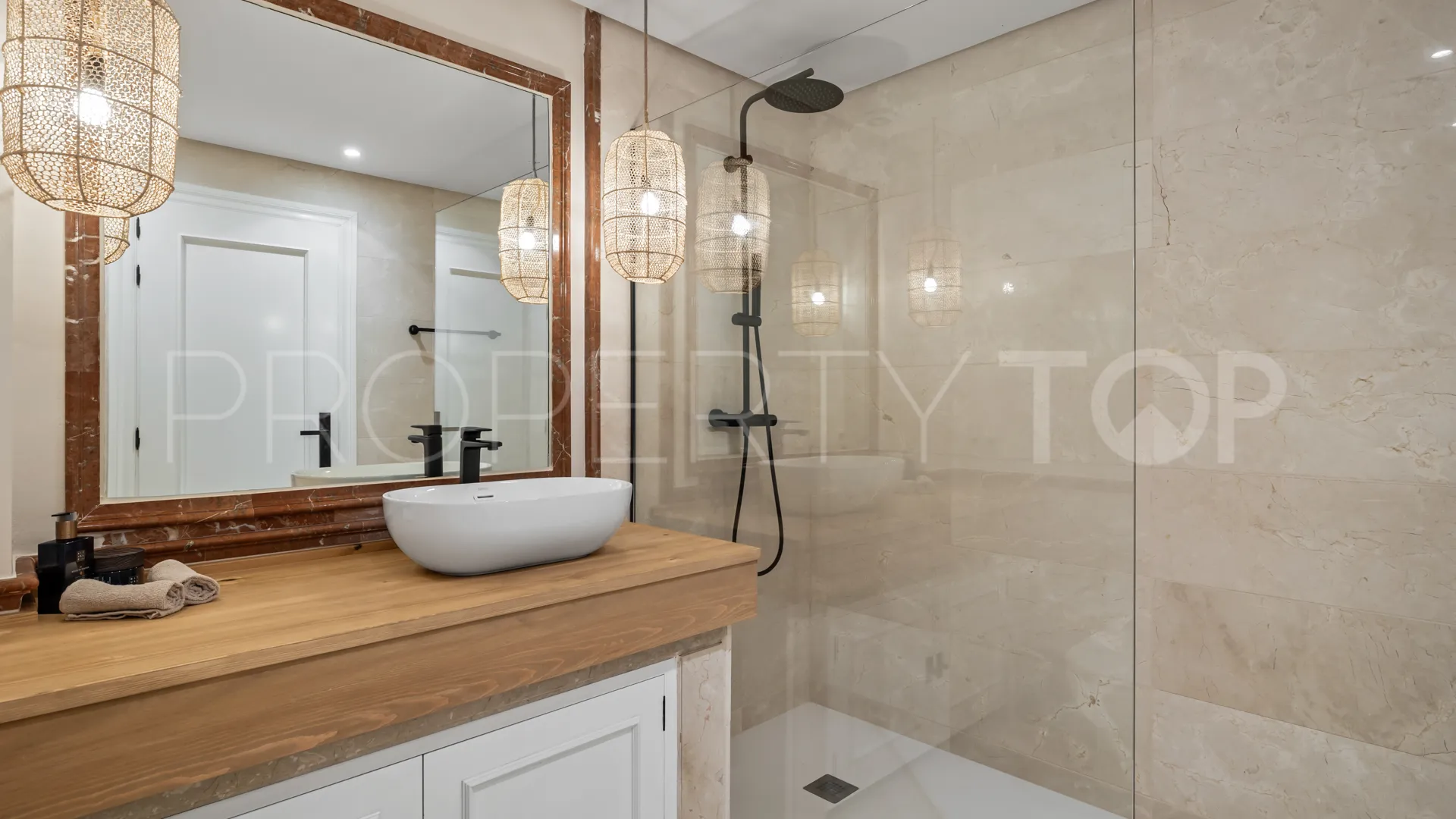 Villa with 5 bedrooms for sale in La Alzambra