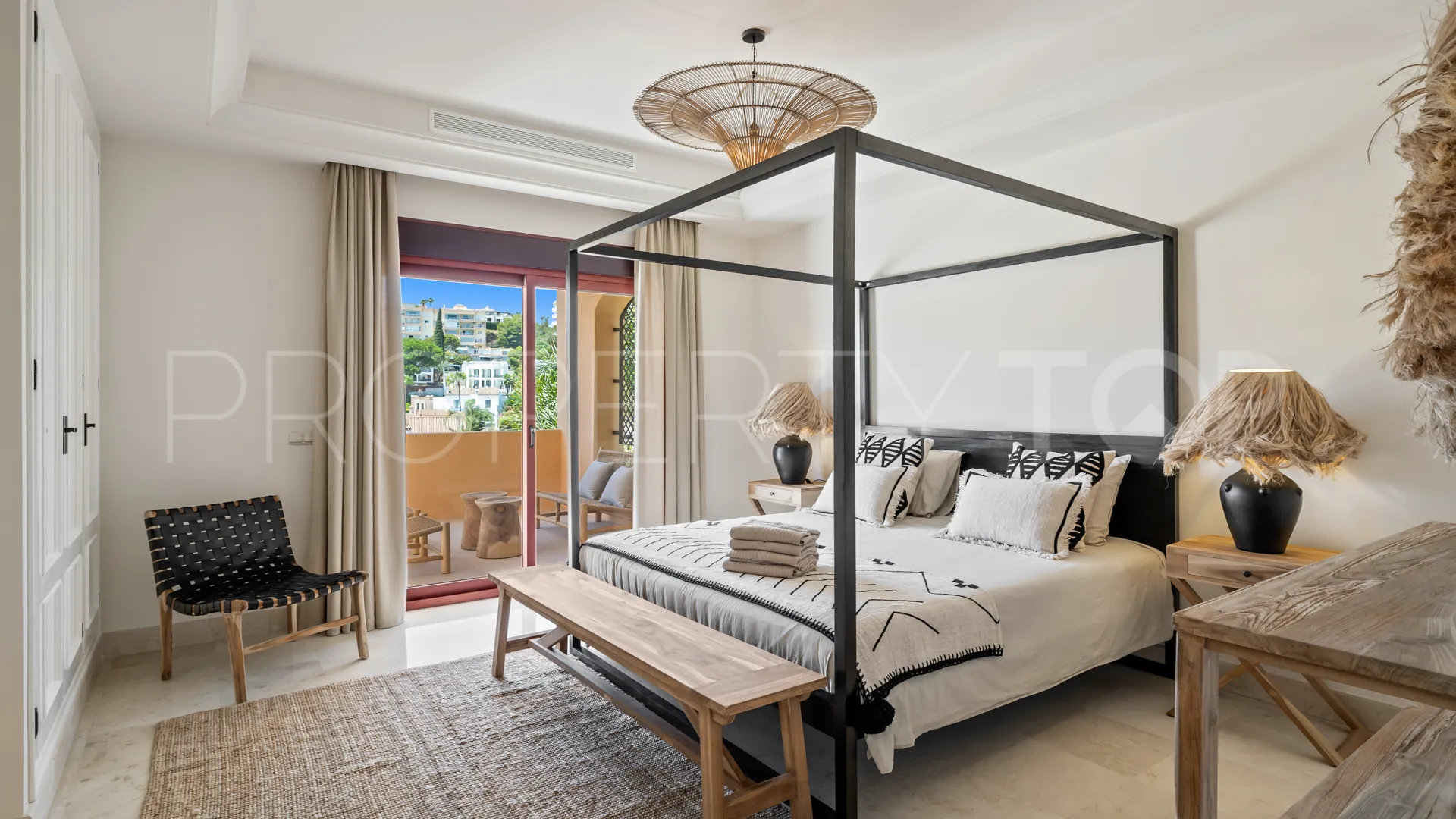 Villa with 5 bedrooms for sale in La Alzambra