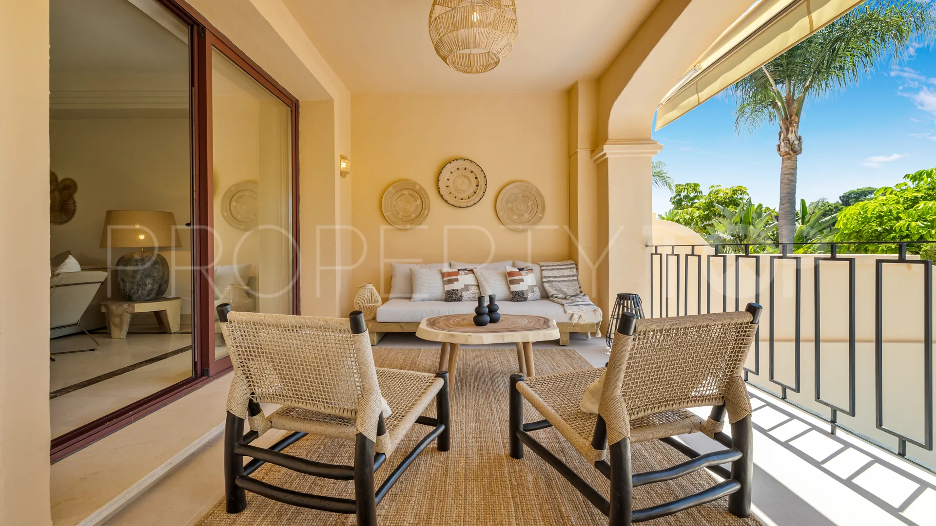 Villa with 5 bedrooms for sale in La Alzambra