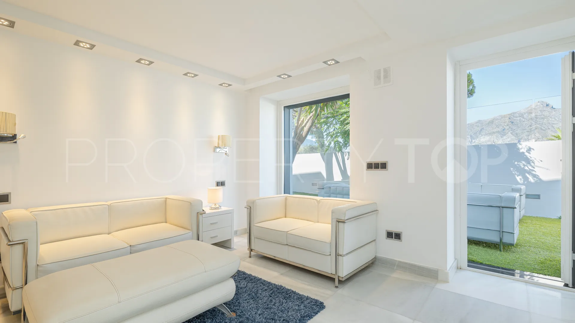 For sale Las Brisas 7 bedrooms villa